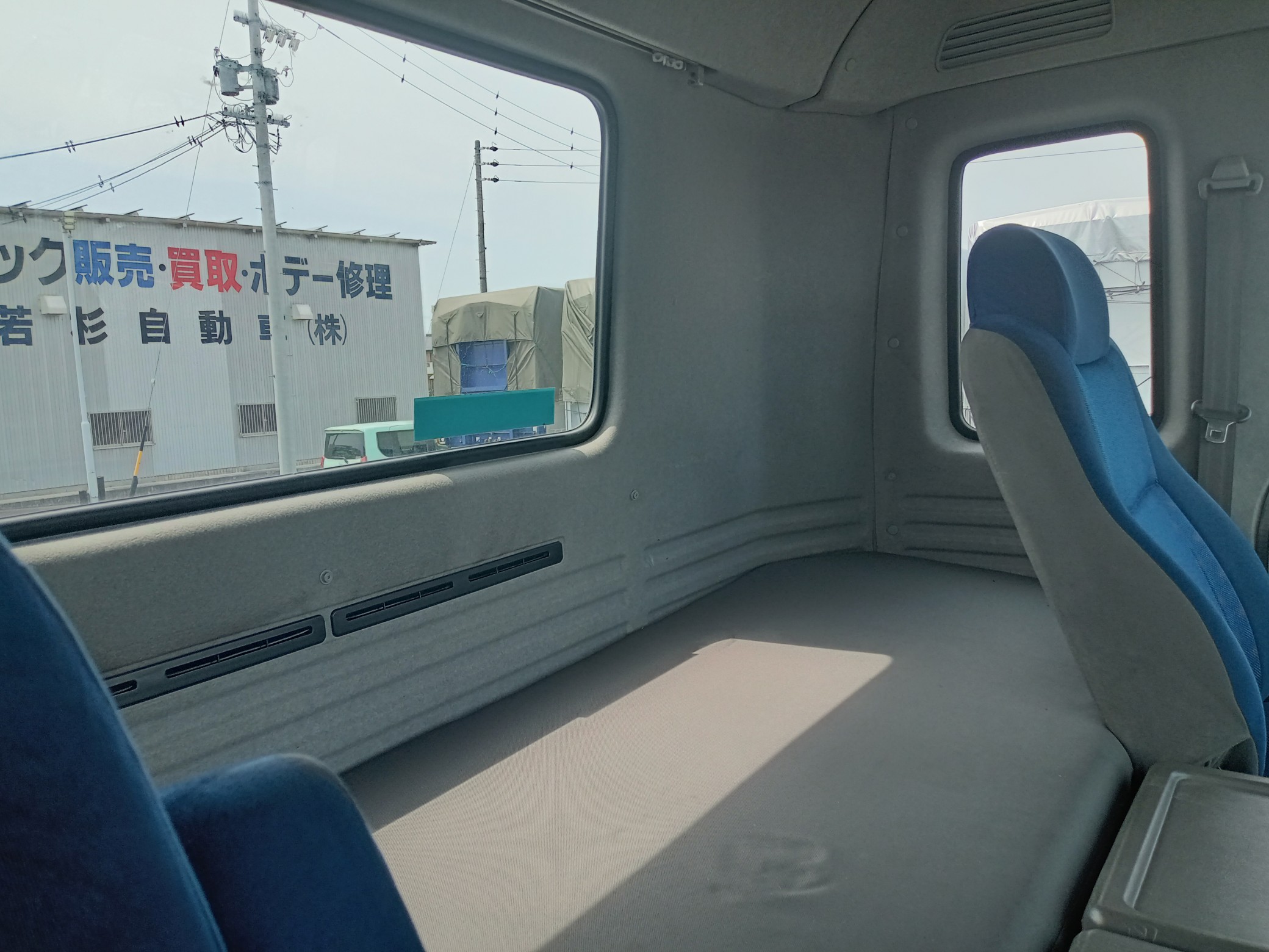 いすゞ　トラクタ　シングル引き