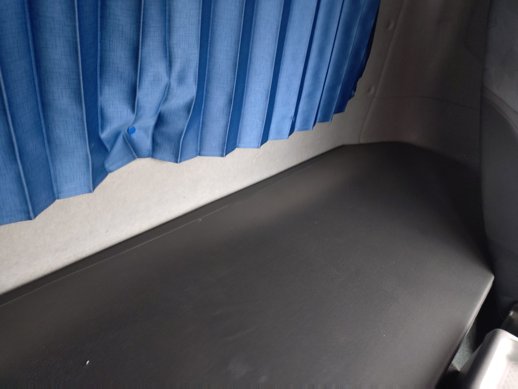 UD　冷凍冷蔵バン