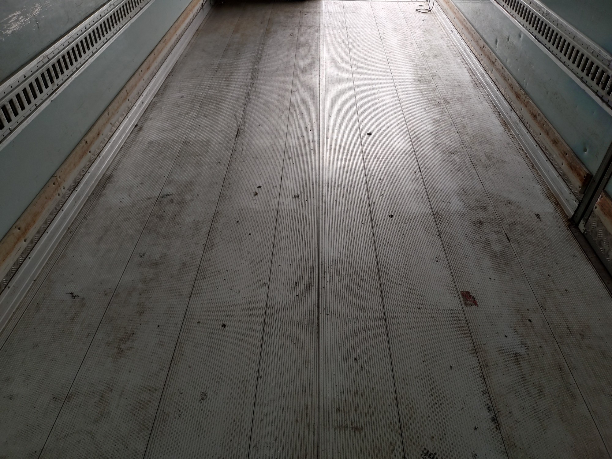 UD　冷凍冷蔵バン