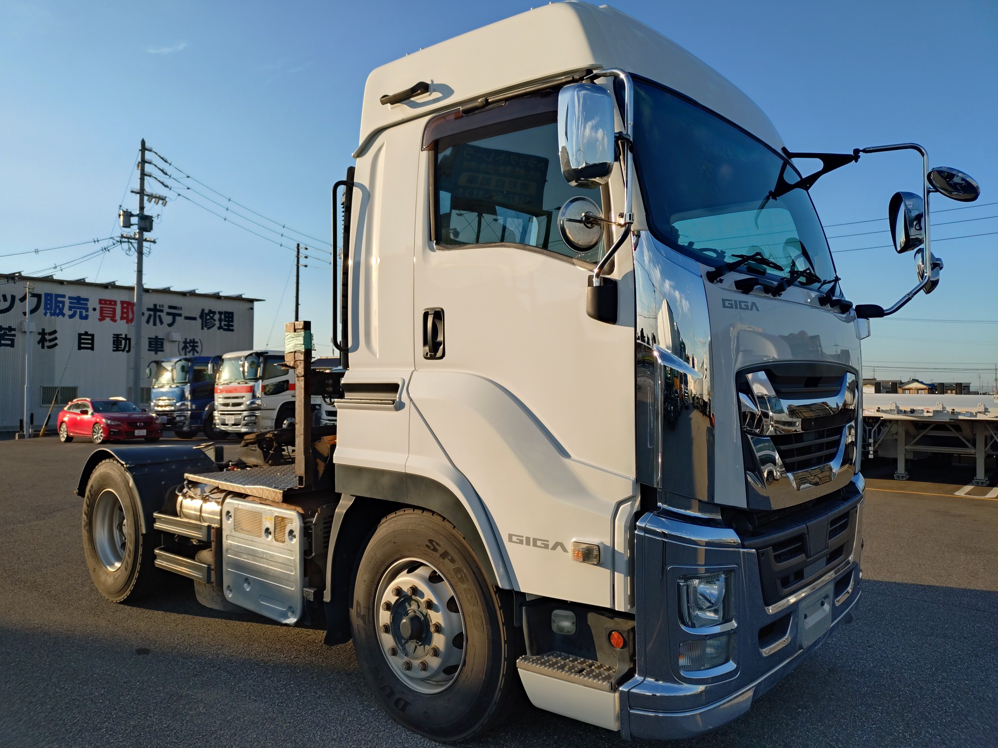 いすゞ　トラクタ