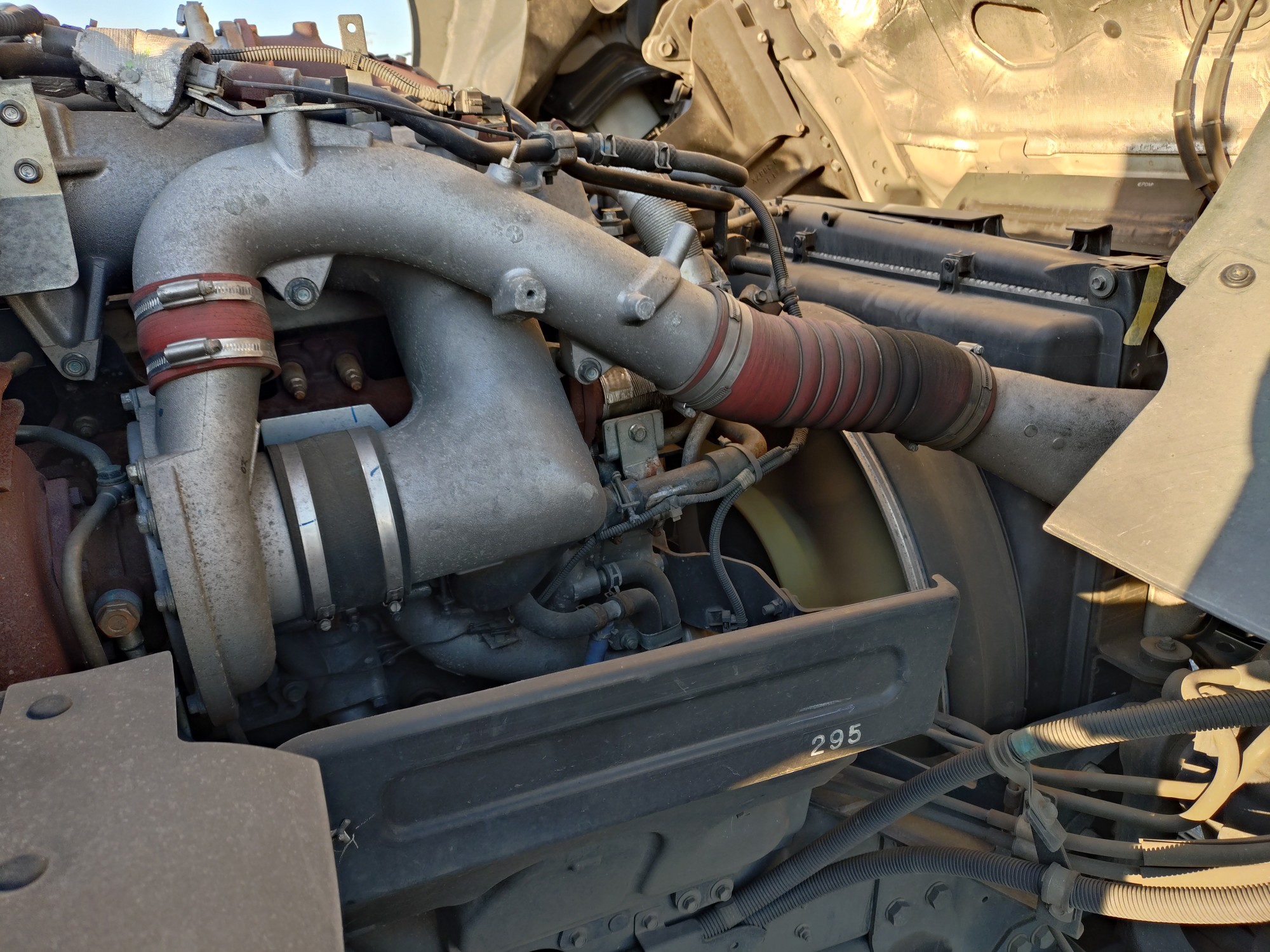 いすゞ　トラクタ