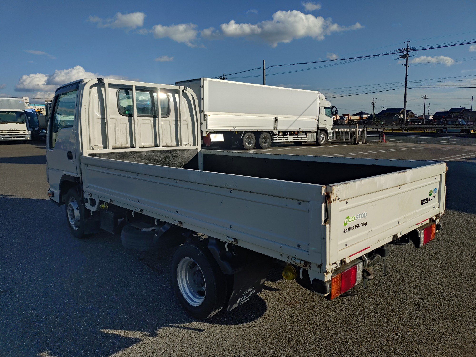 いすゞ　平ボデー