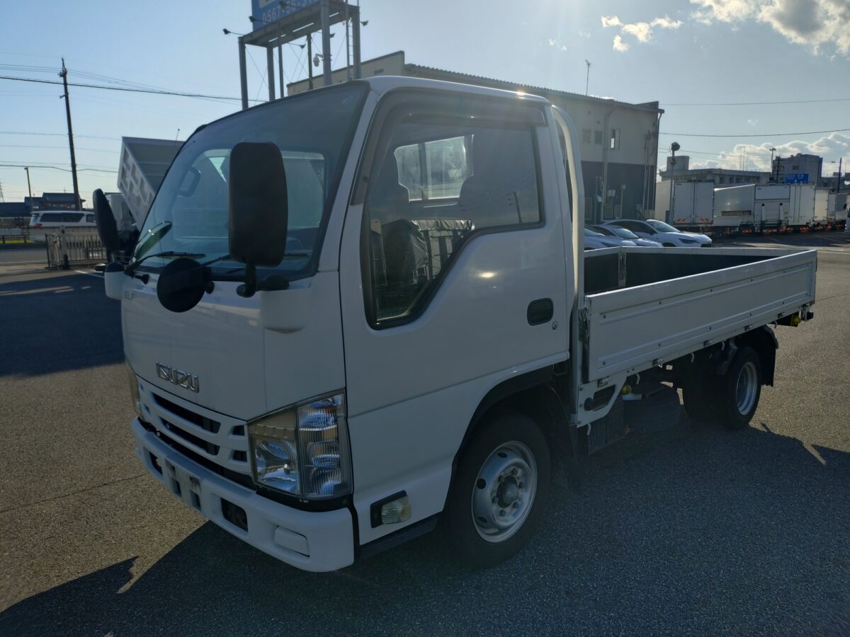 いすゞ　平ボデー