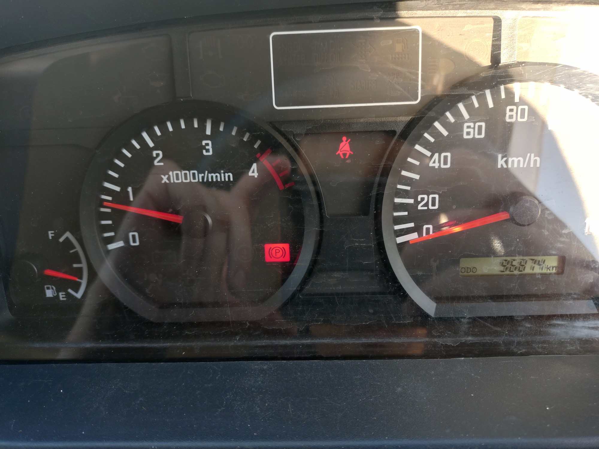 いすゞ　平ボデー