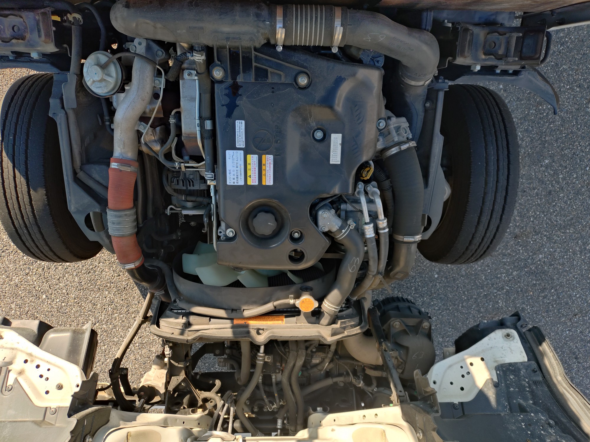 いすゞ　平ボデー