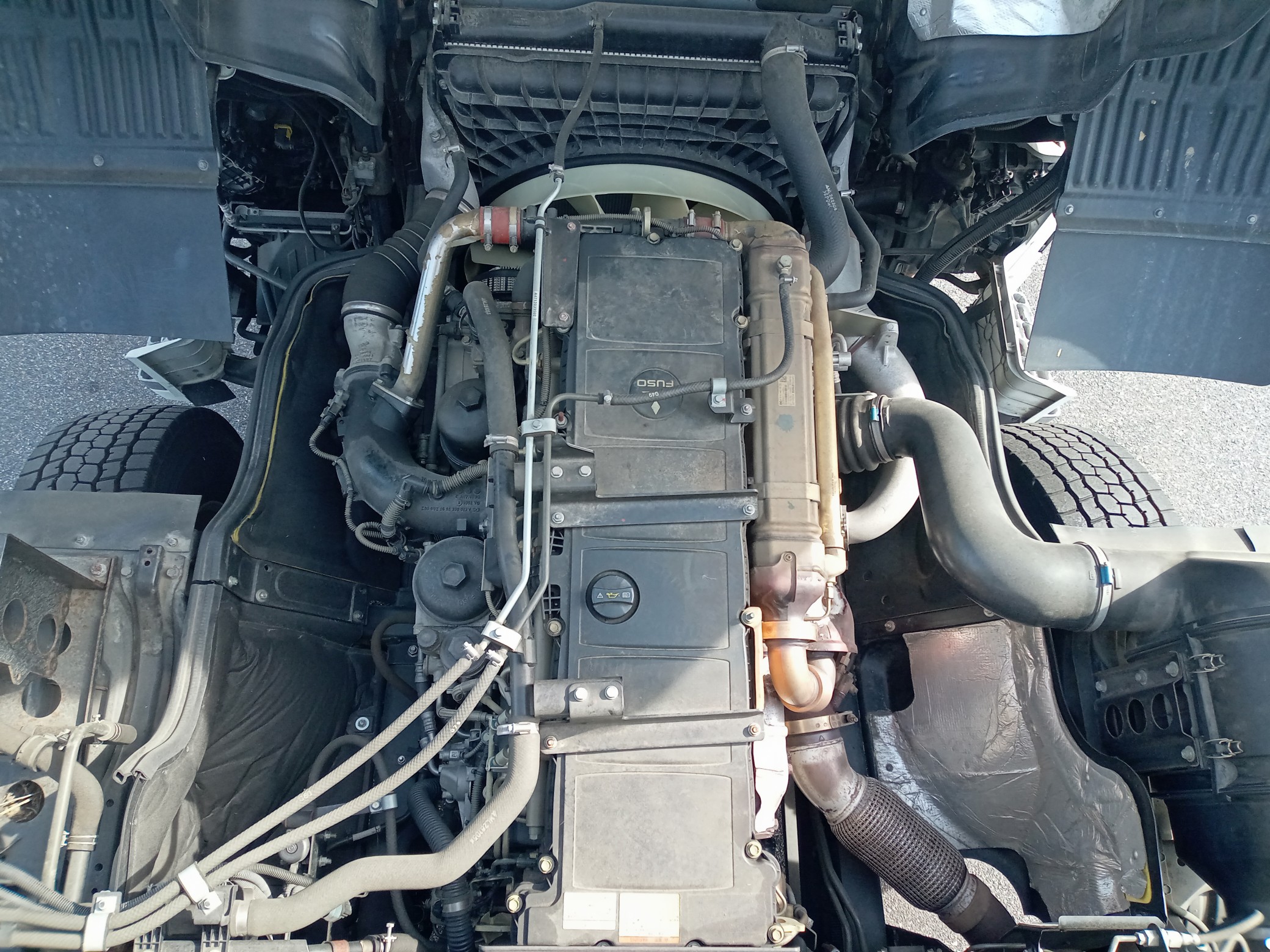 三菱　ウィング