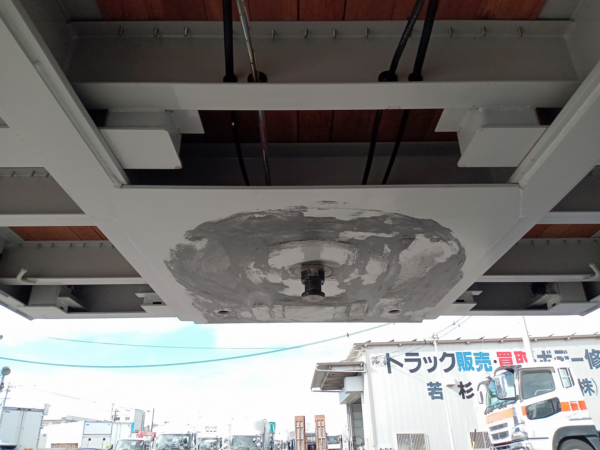 トレクス　煽り付セミトレーラ