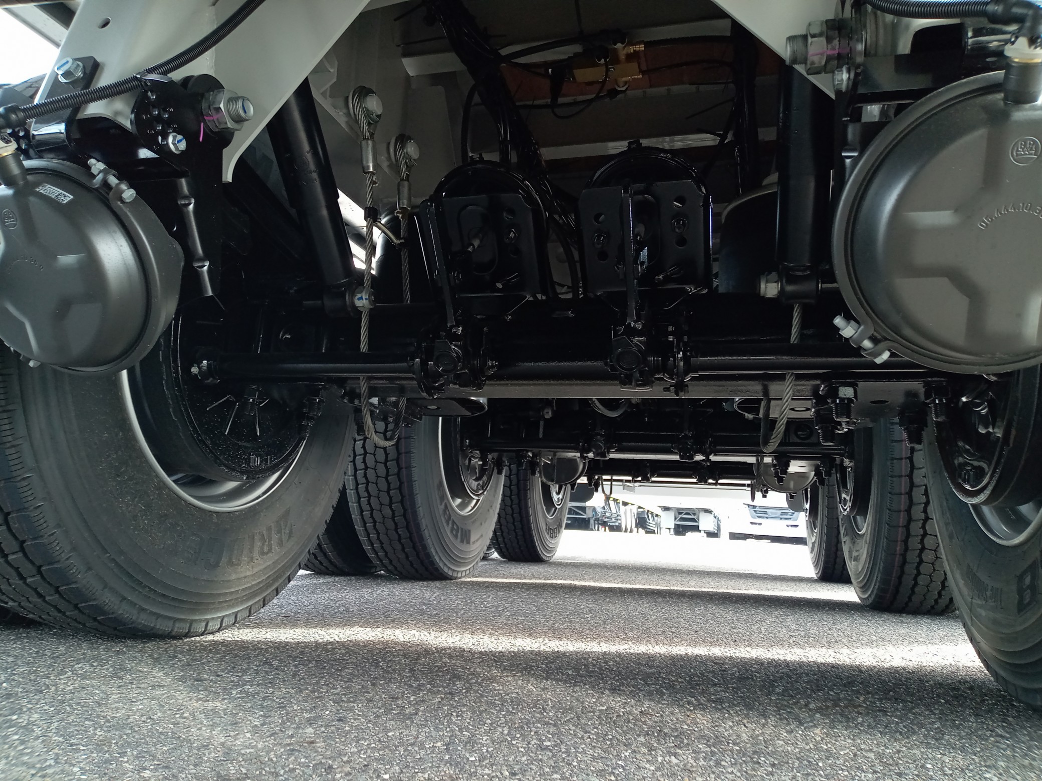 トレクス　煽り付セミトレーラ