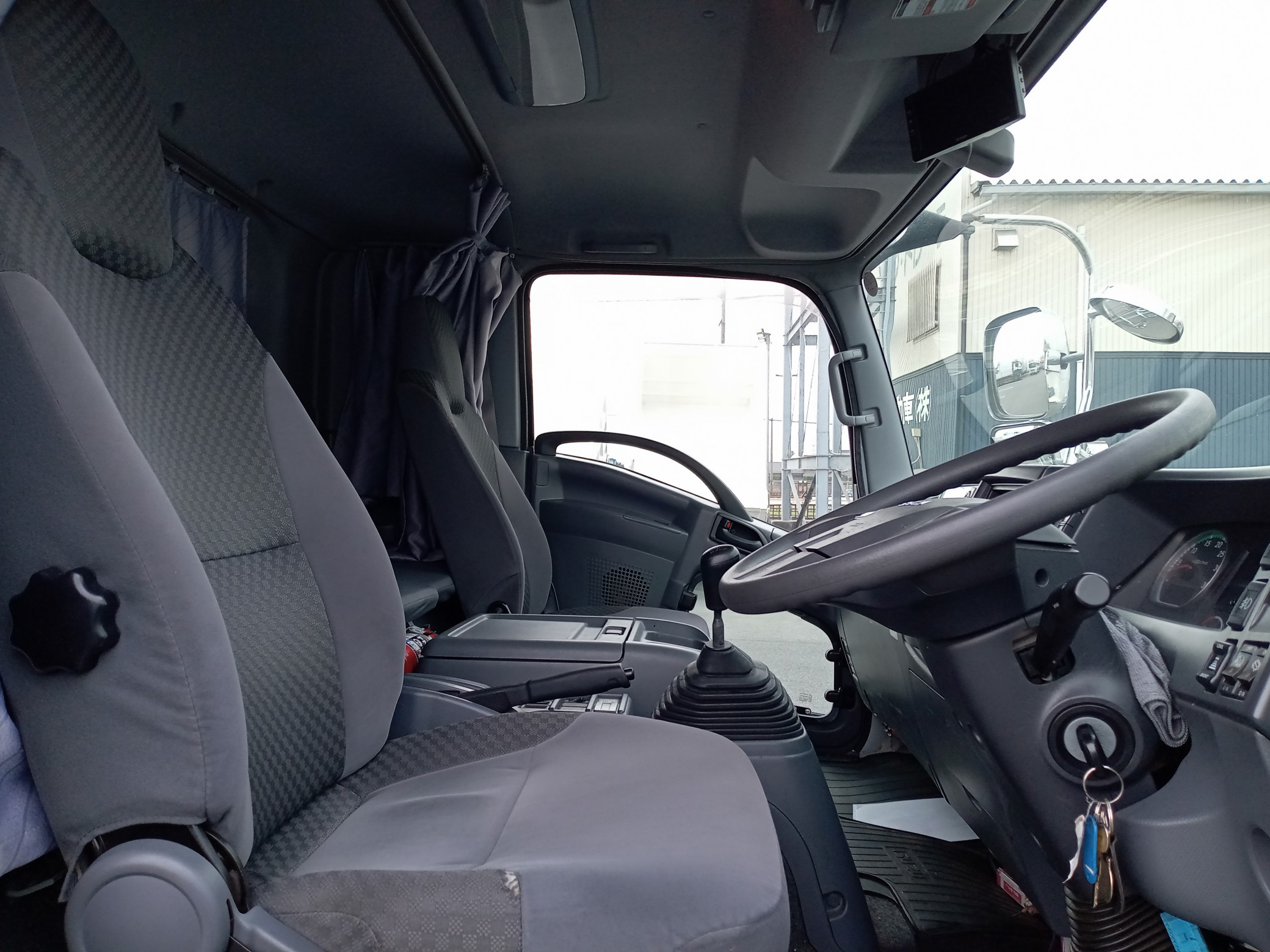 いすゞ　アルミウィング