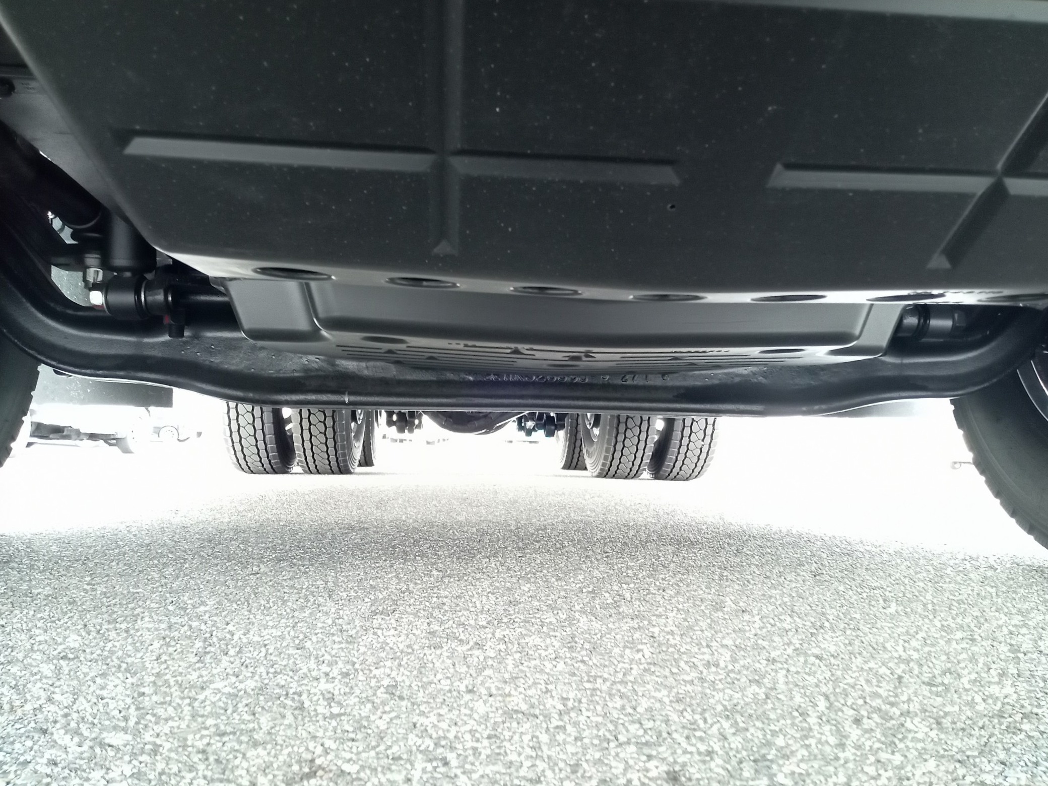 三菱　未使用車　トラクタ