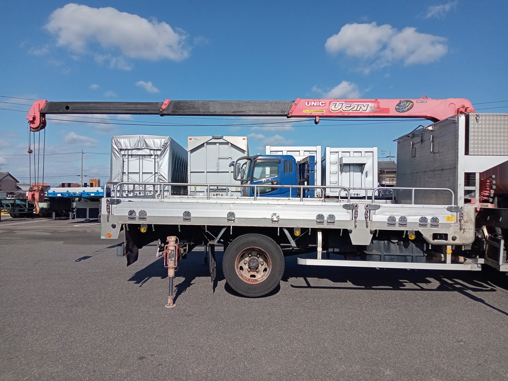 いすゞ　クレーン付平