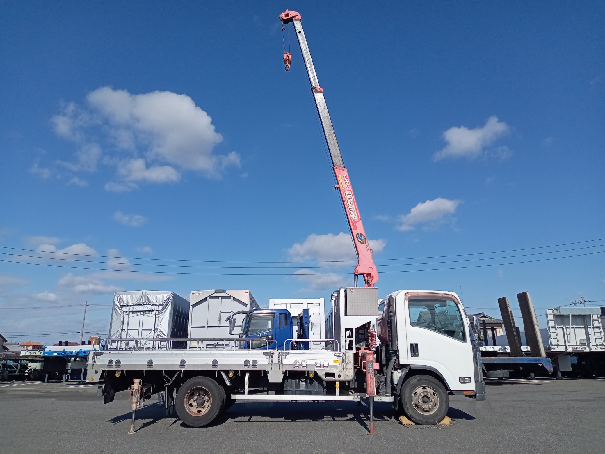 いすゞ　クレーン付平