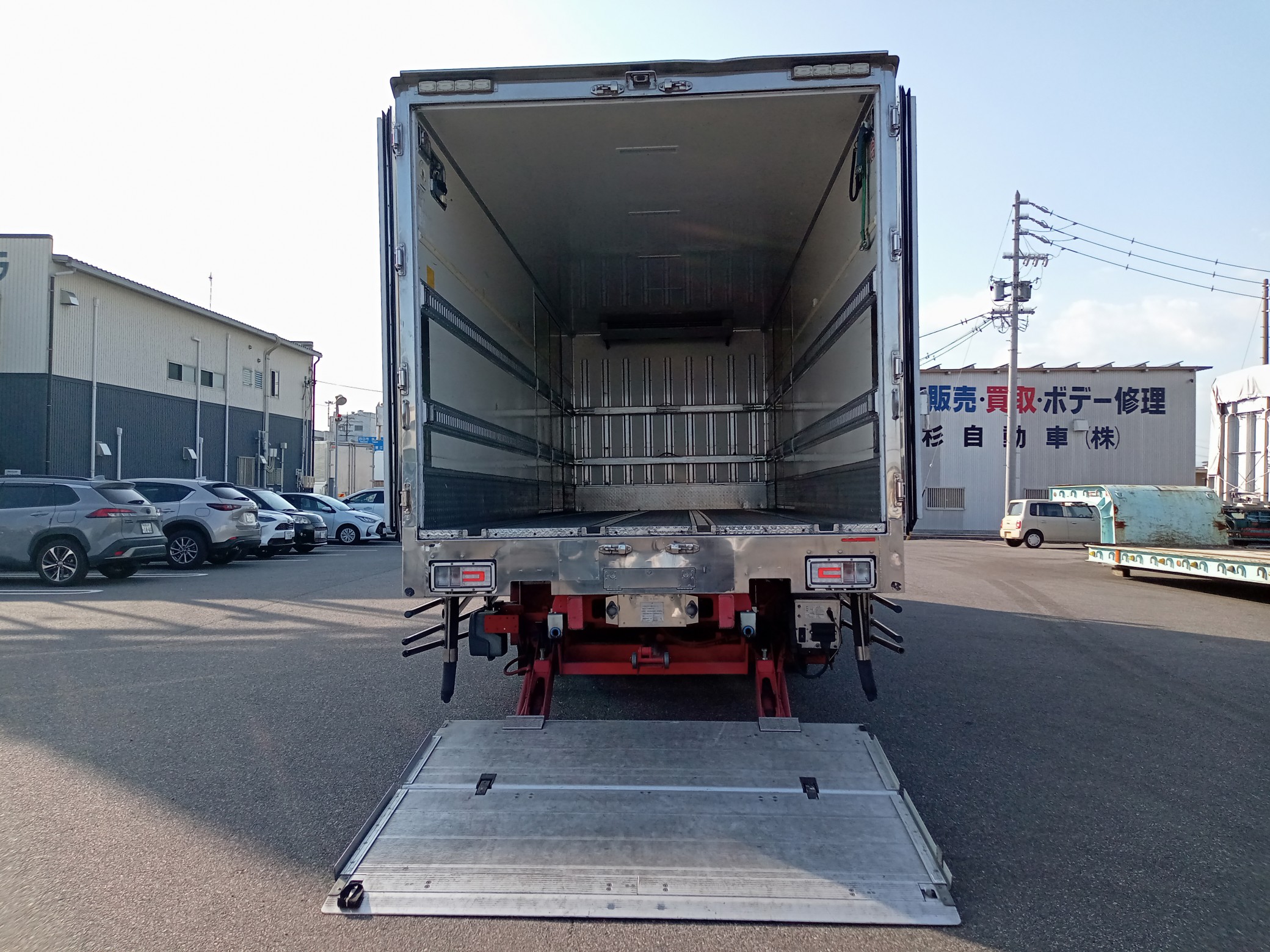 日野　冷凍冷蔵バン