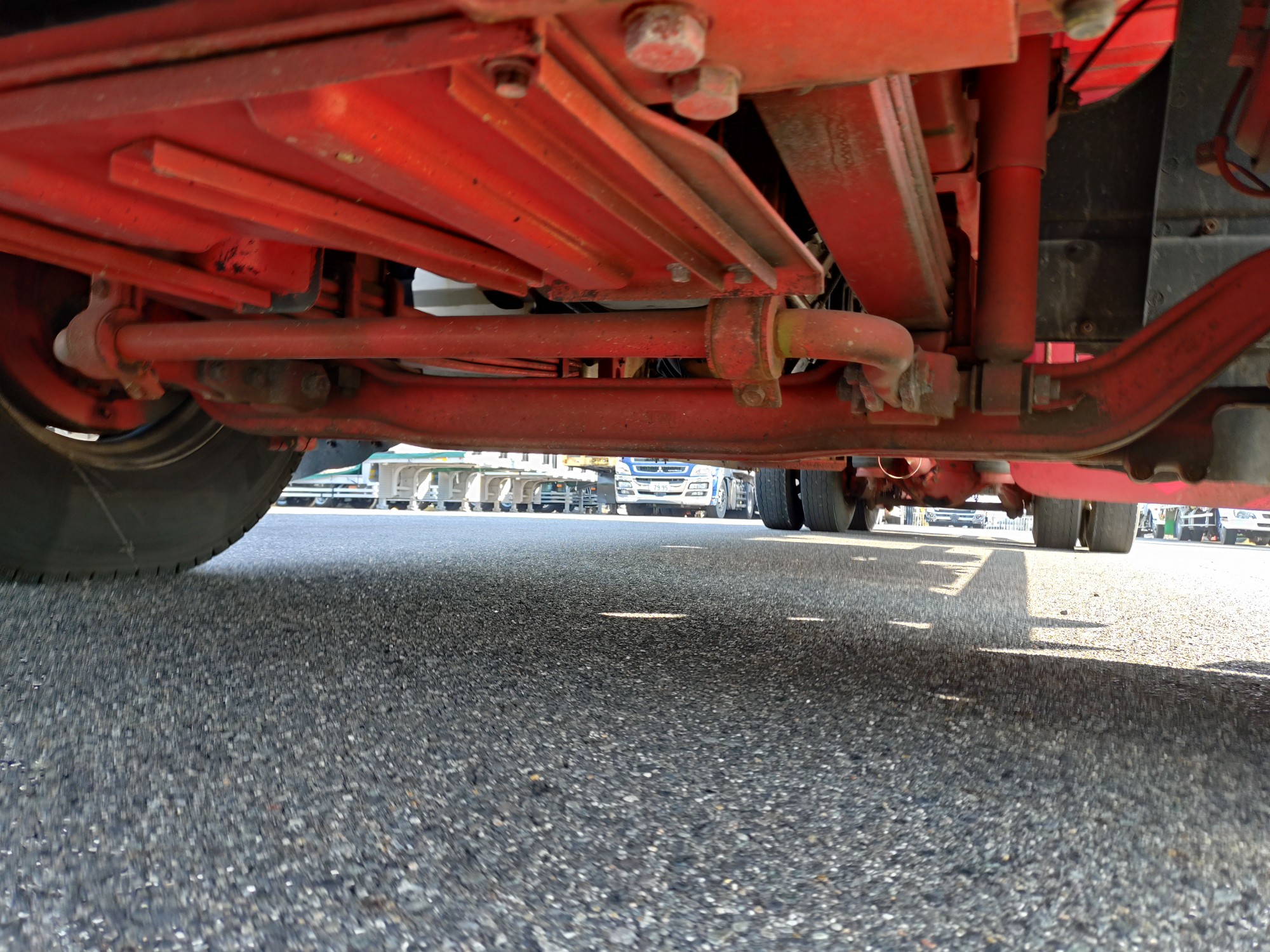 いすゞ　平ボデー