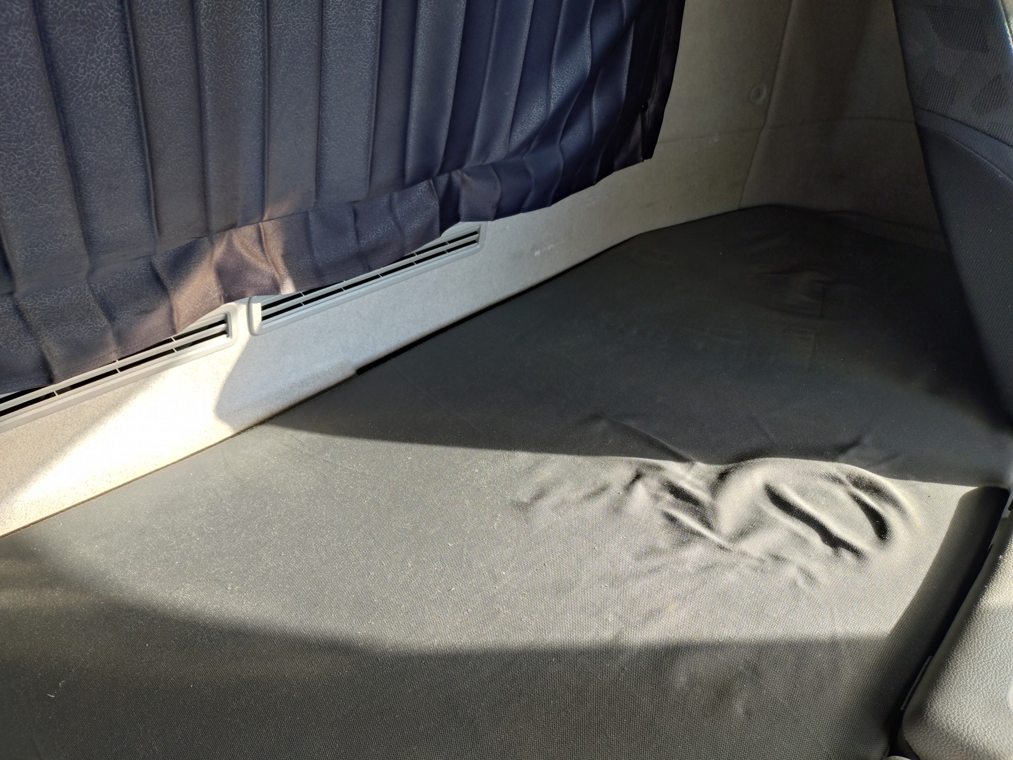 UD アルミウィング