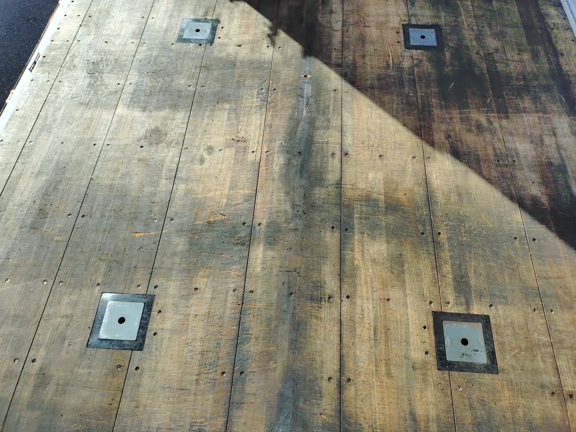 UD アルミウィング