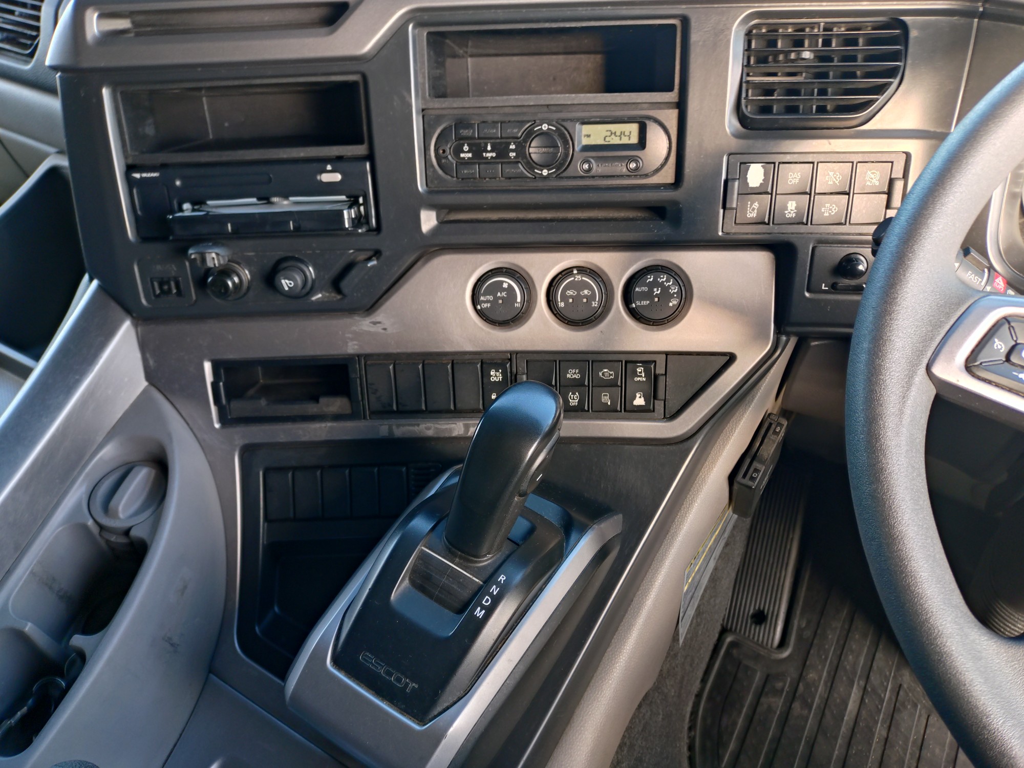 UD　アルミウィング