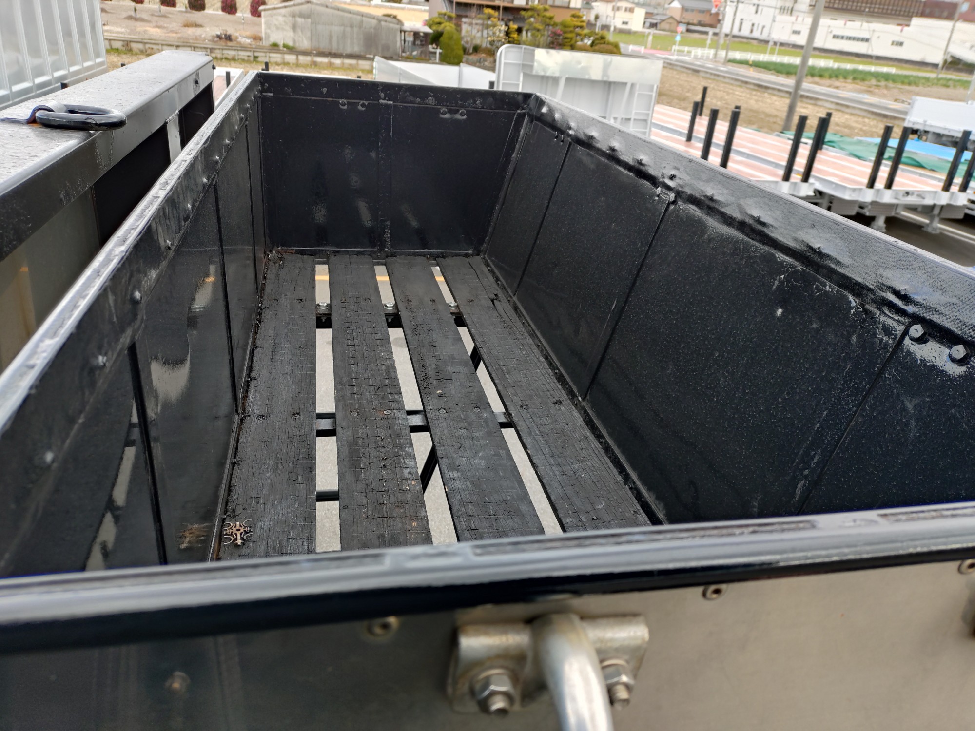 日本フルハーフ　スクラップトレーラ