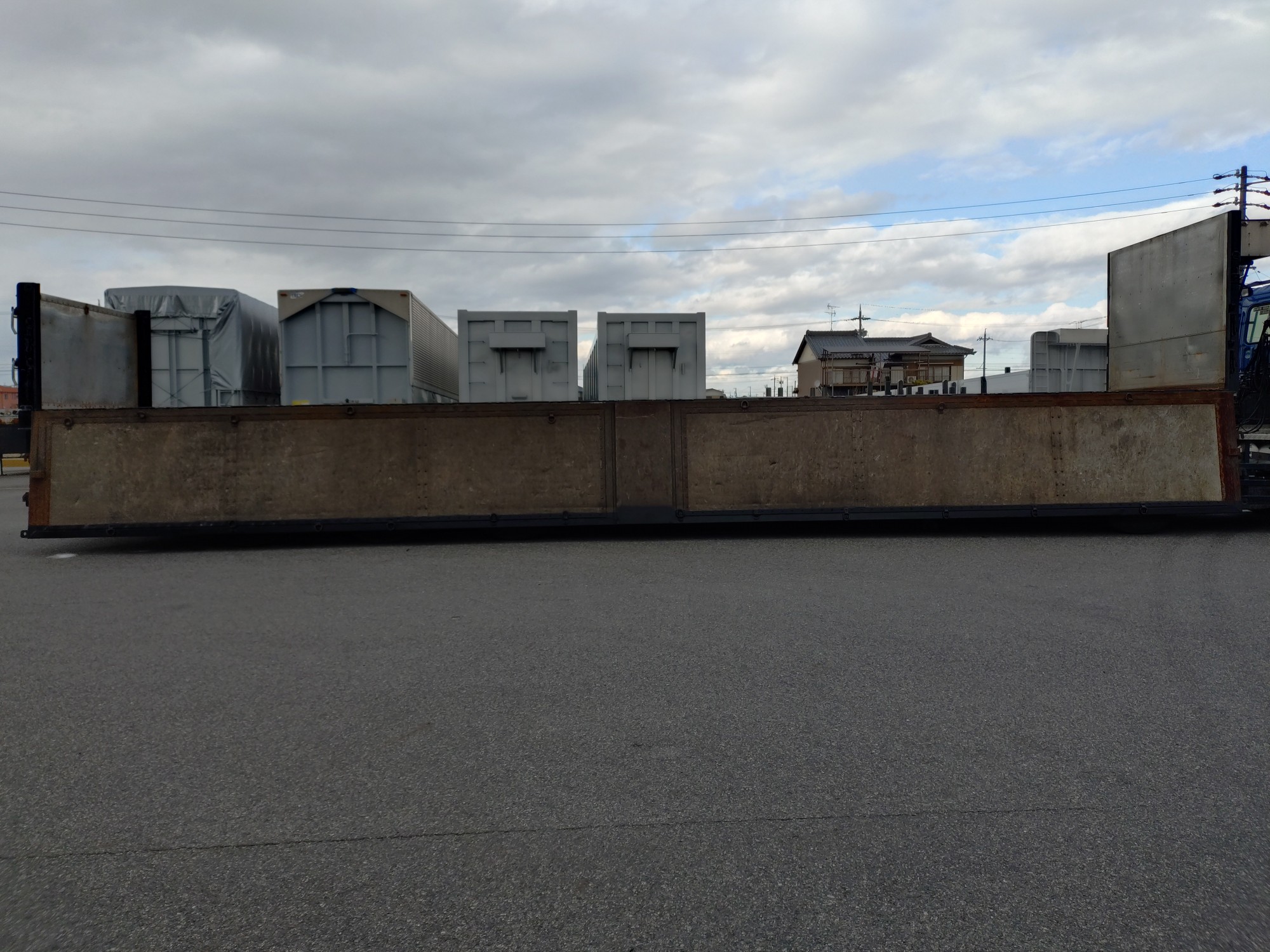 日本フルハーフ　スクラップトレーラ