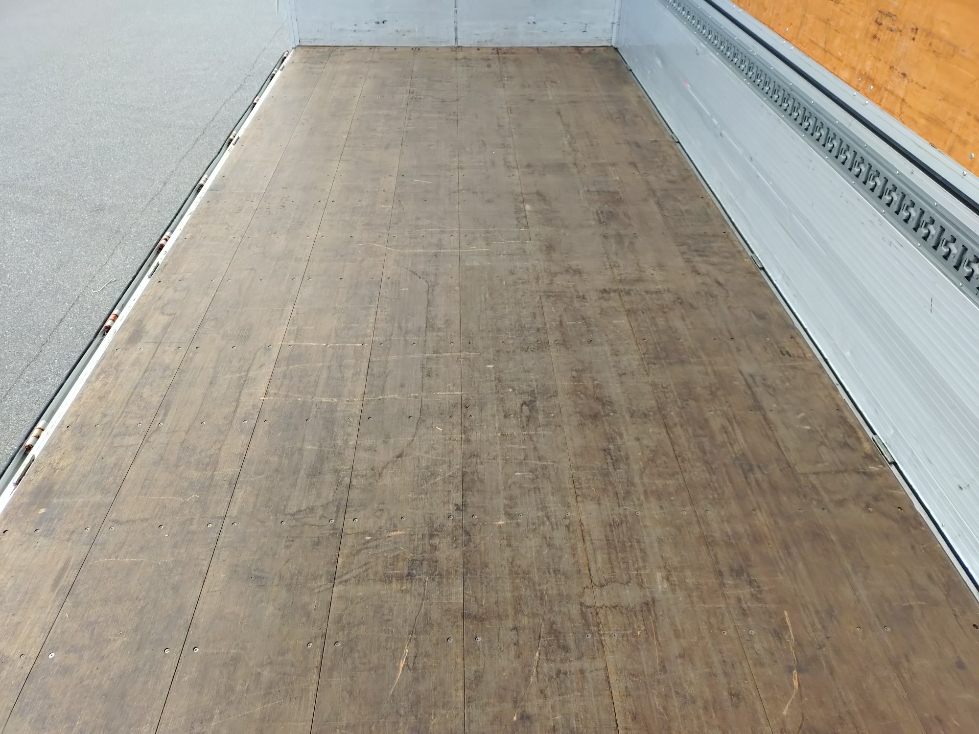 日野　アルミウイング