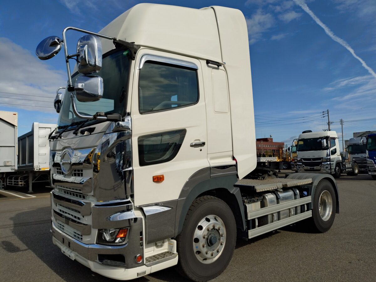 日野　シングルトラクタ