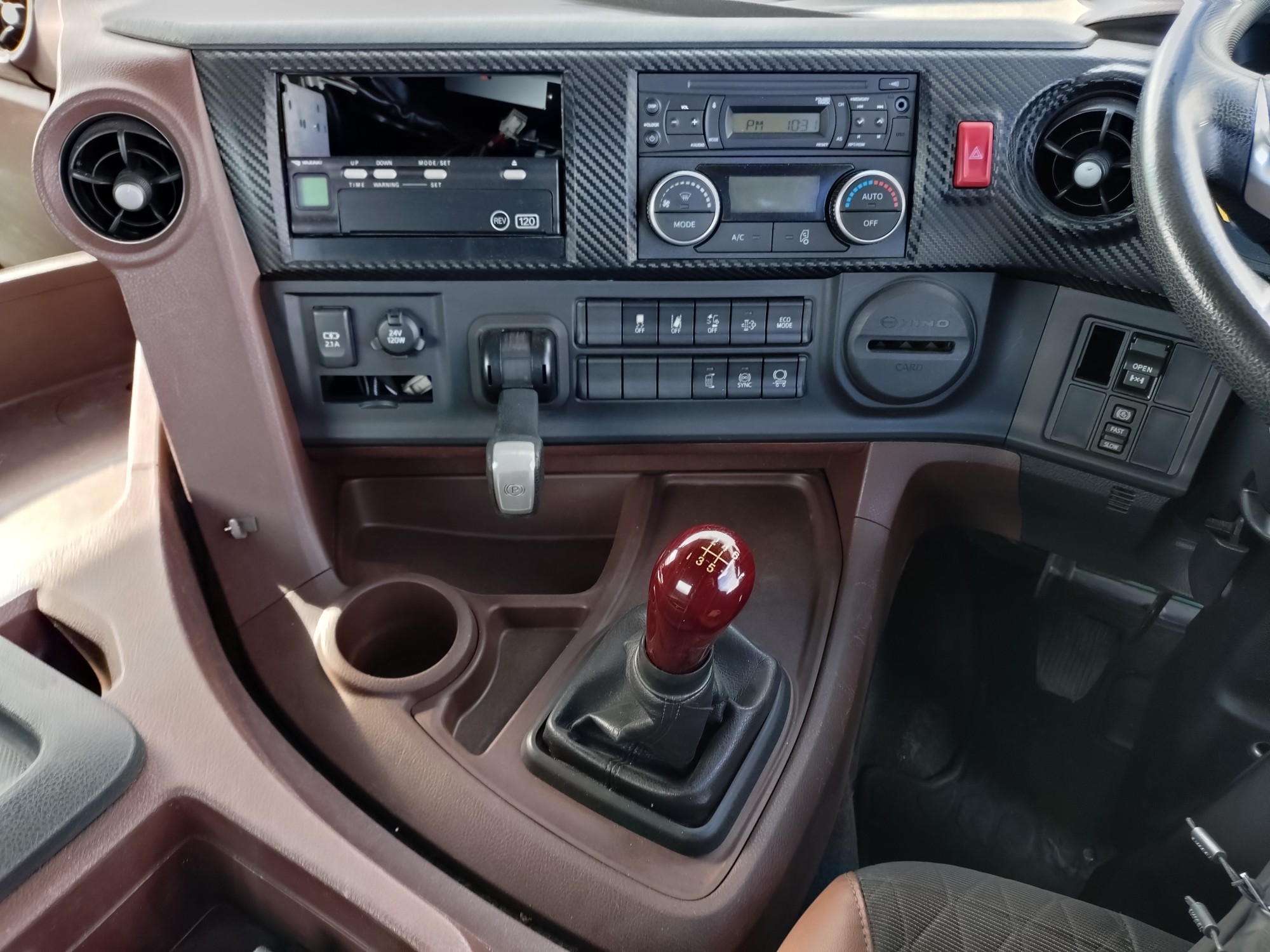 日野　シングルトラクタ