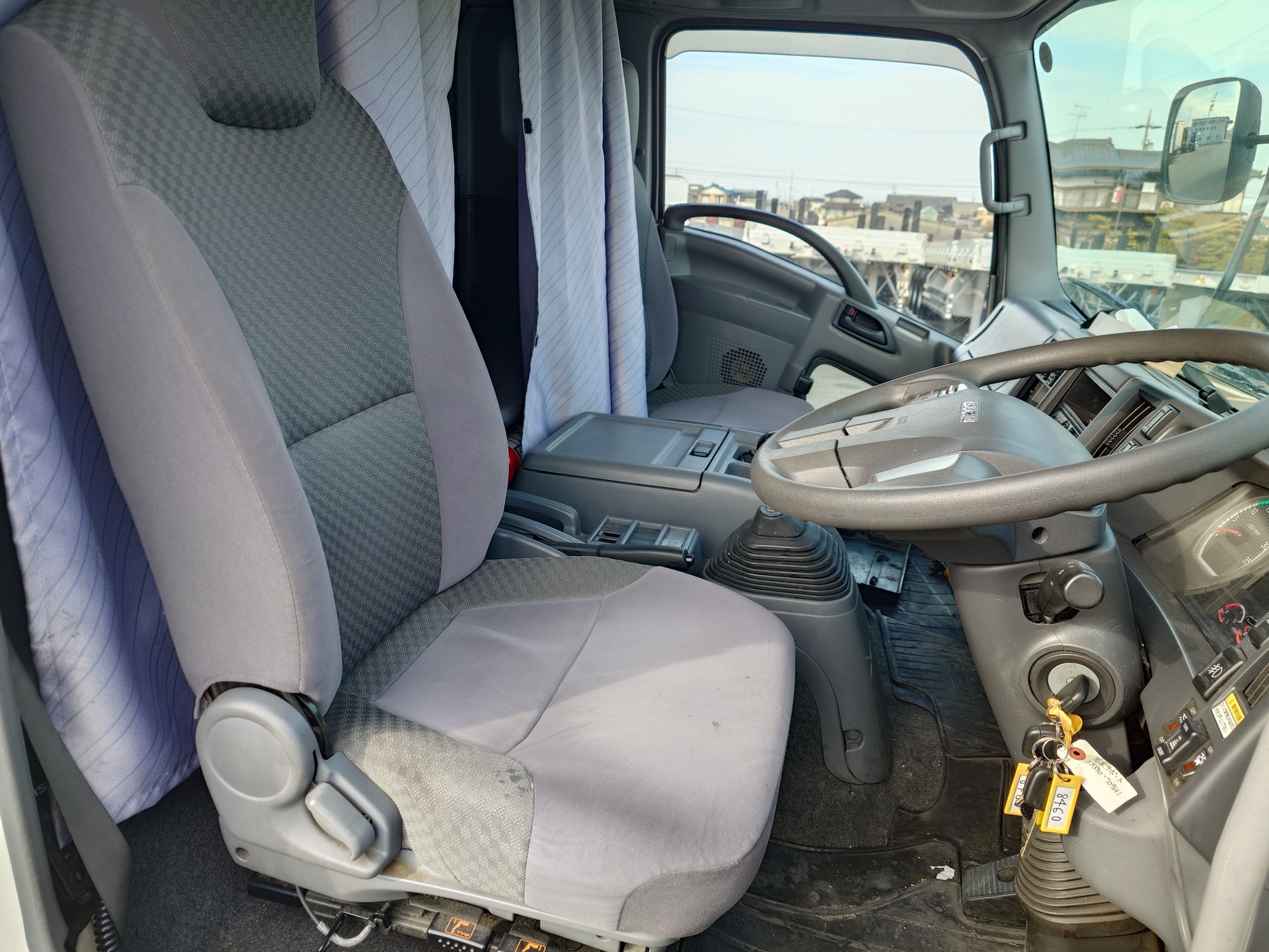 いすゞ　アルミウィング