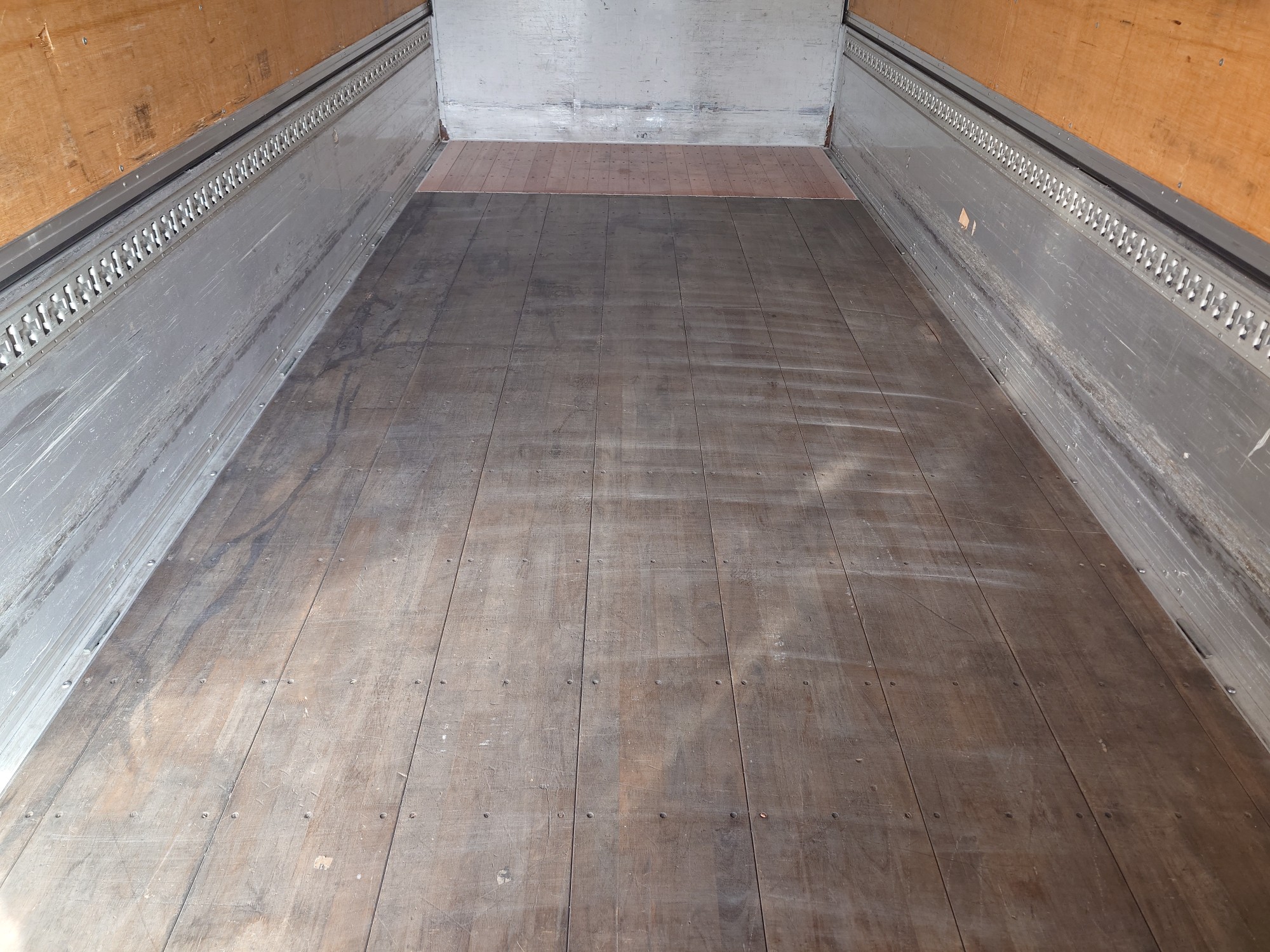 いすゞ　アルミウィング