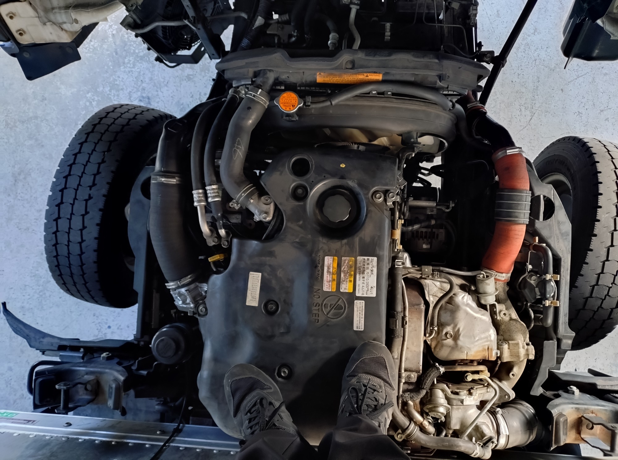 いすゞ　アルミバン