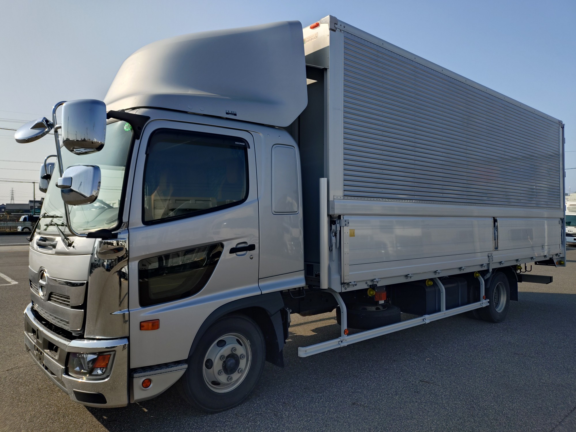 日野　ウィング