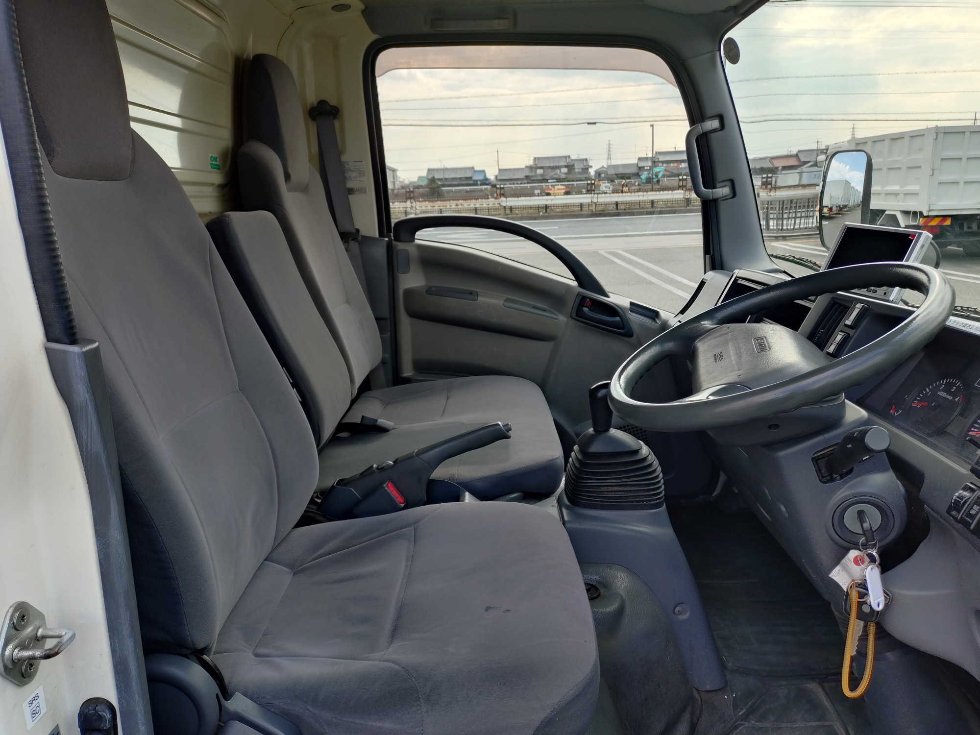 いすゞ　アルミバン