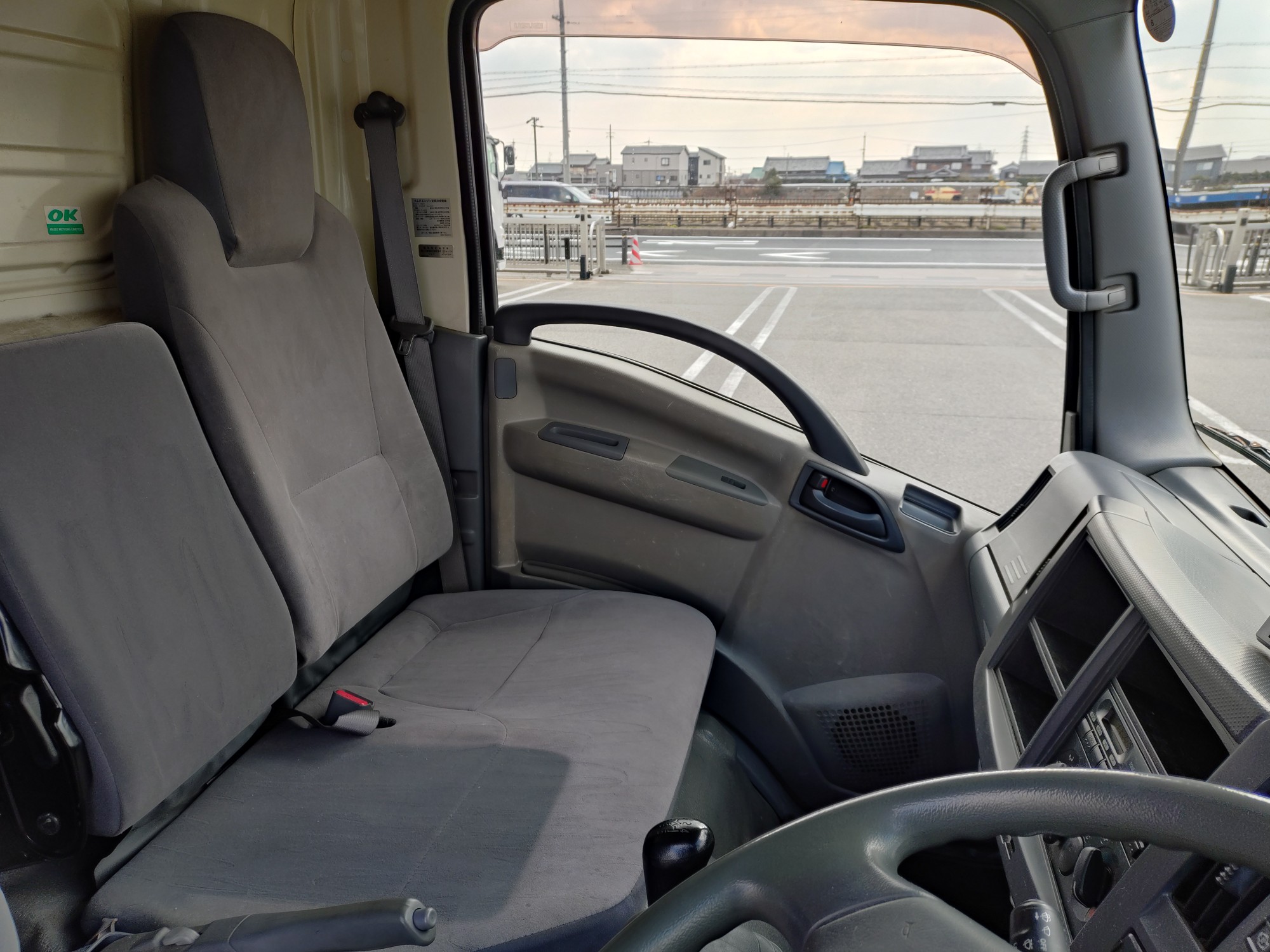 いすゞ　アルミバン