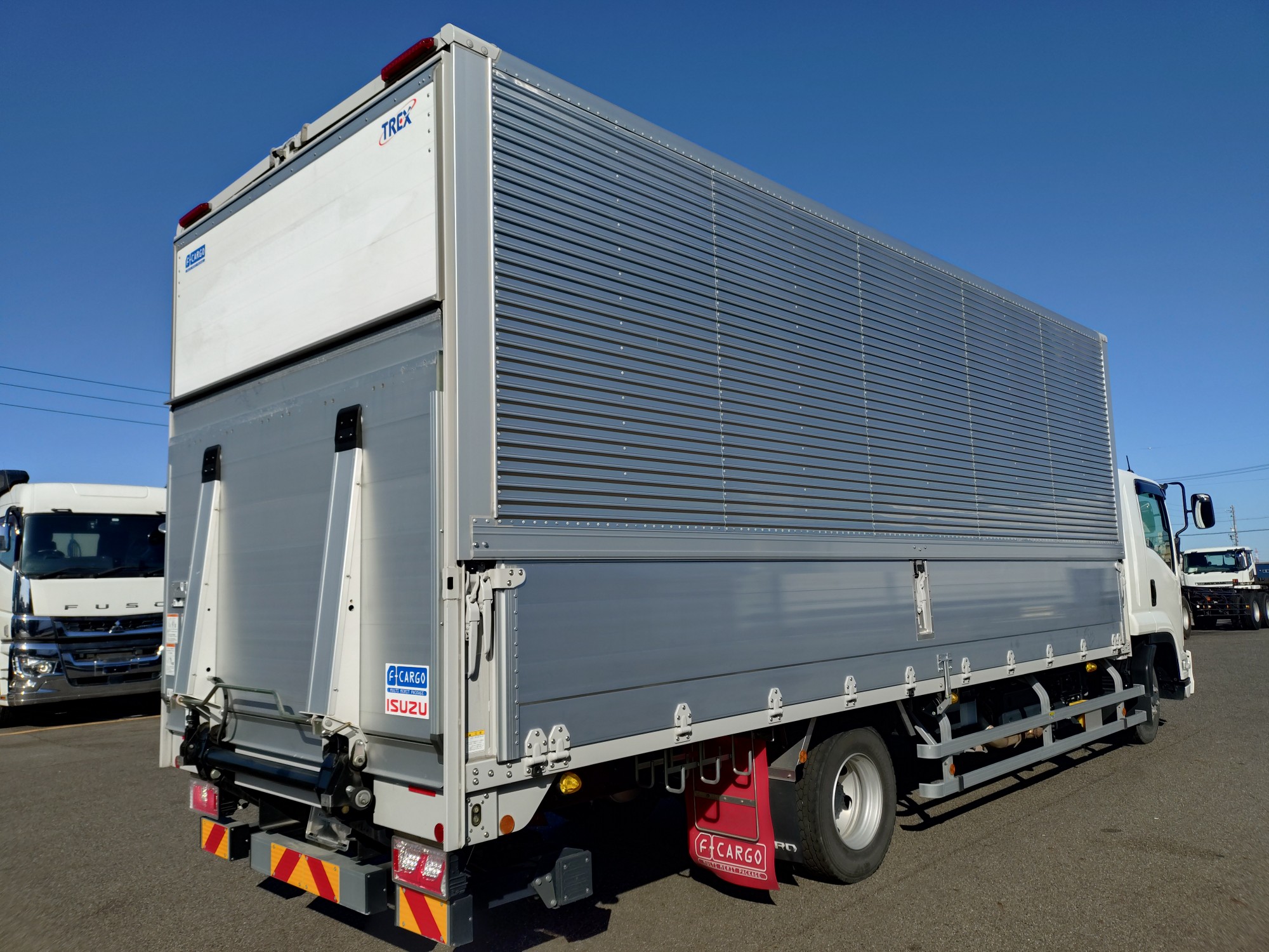 いすゞ　アルミウィング