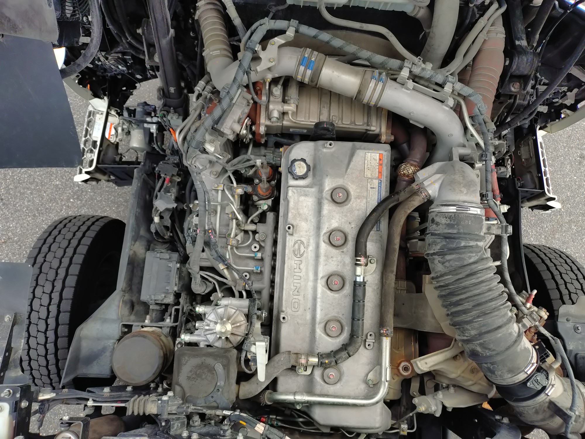 日野　冷凍冷蔵バン