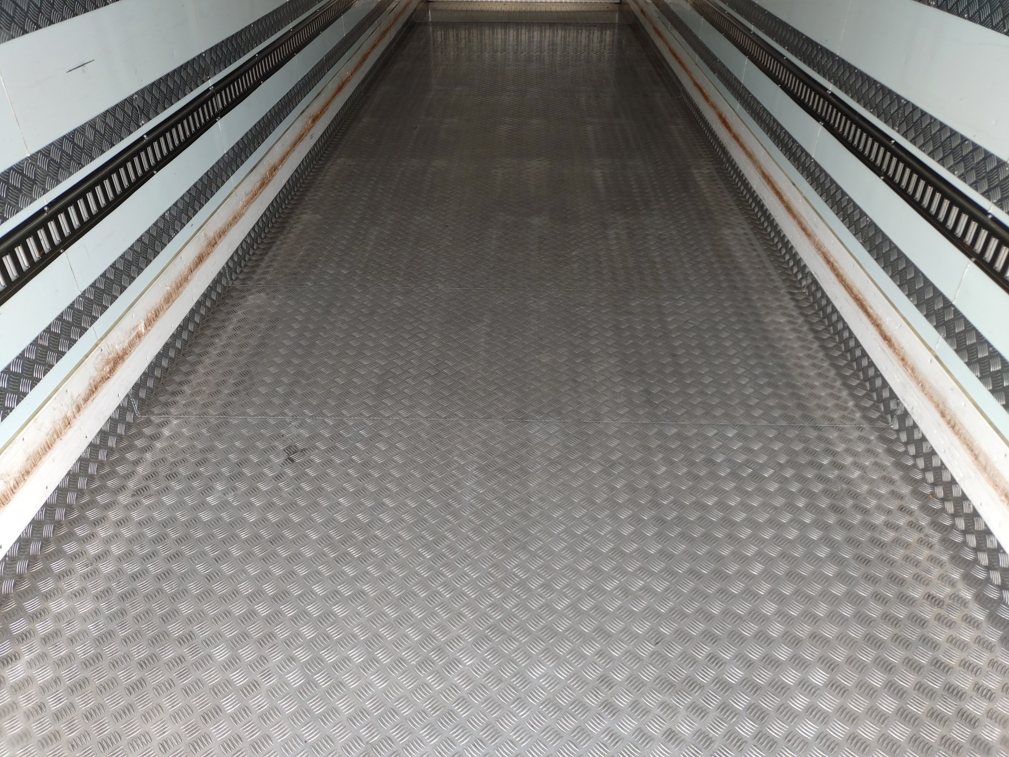 日野　冷凍冷蔵バン