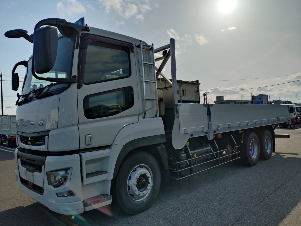 三菱　平ボデー