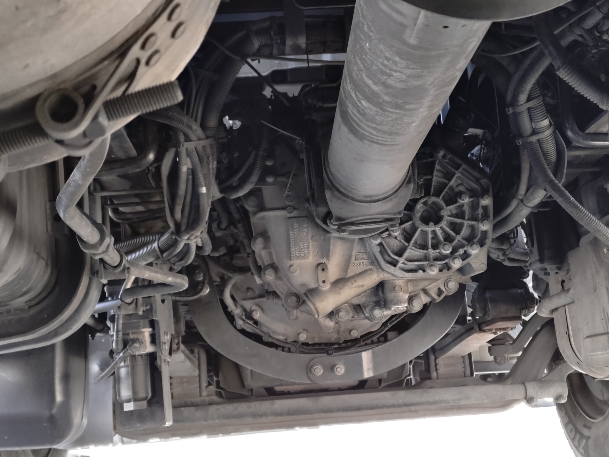 三菱　平ボデー