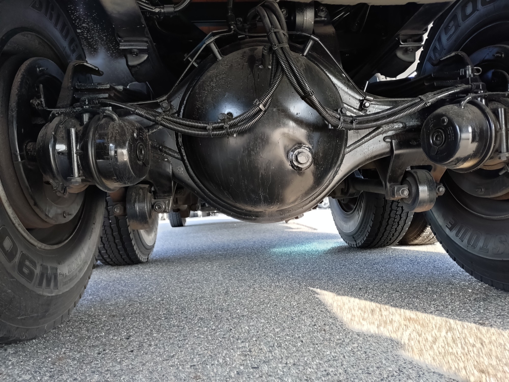 三菱　平ボデー