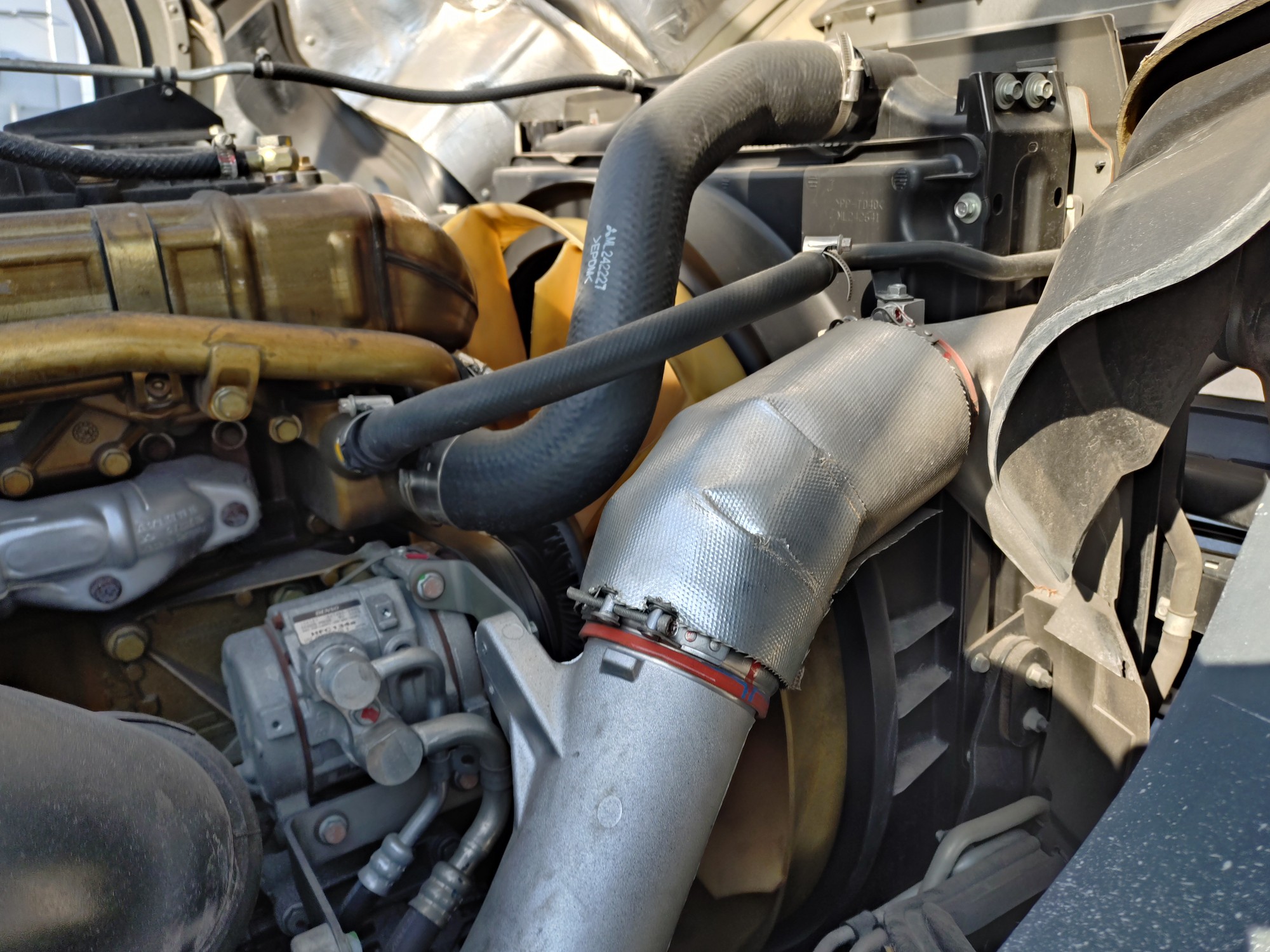 三菱　平ボデー