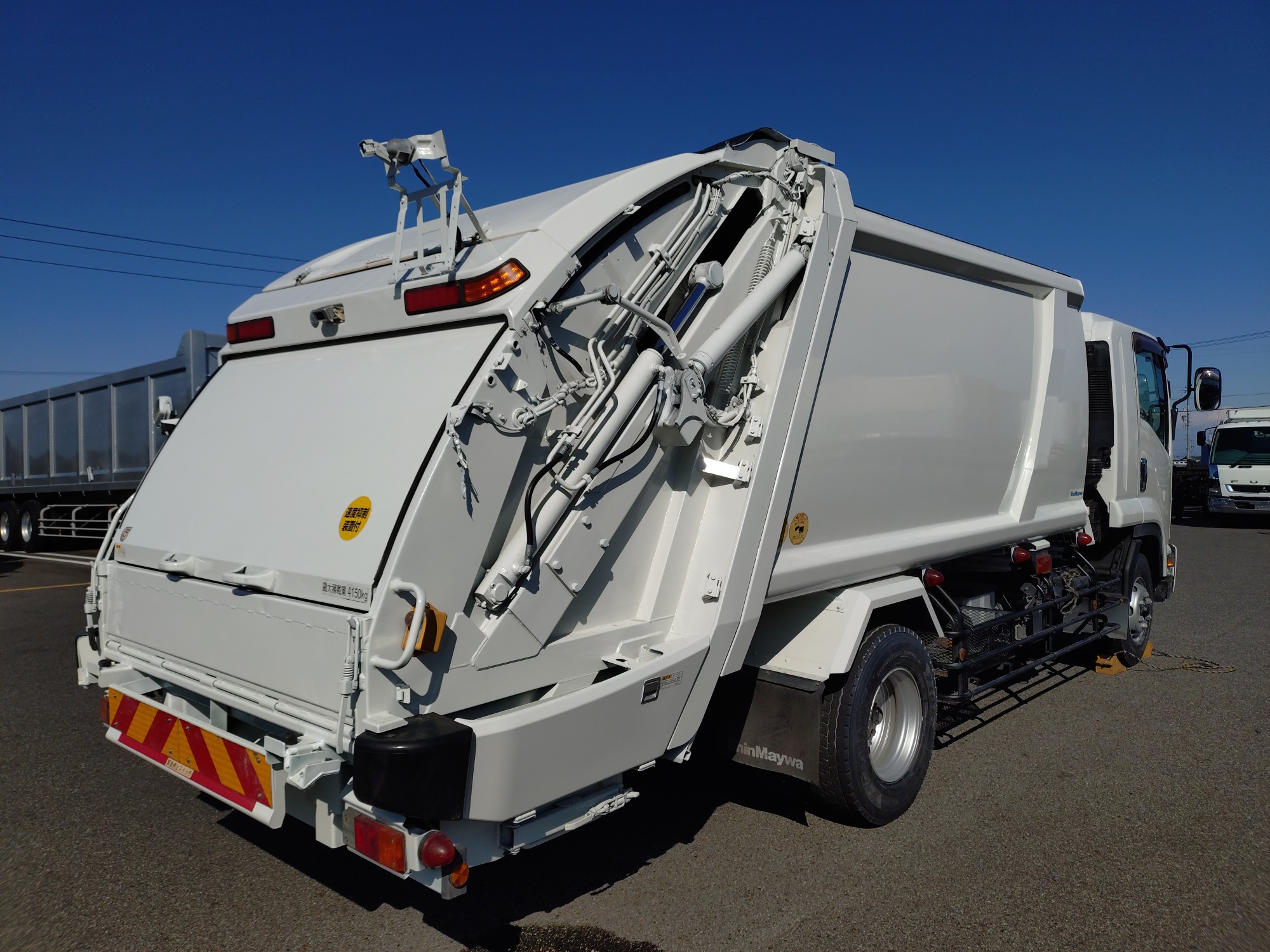 いすゞ　パッカー車