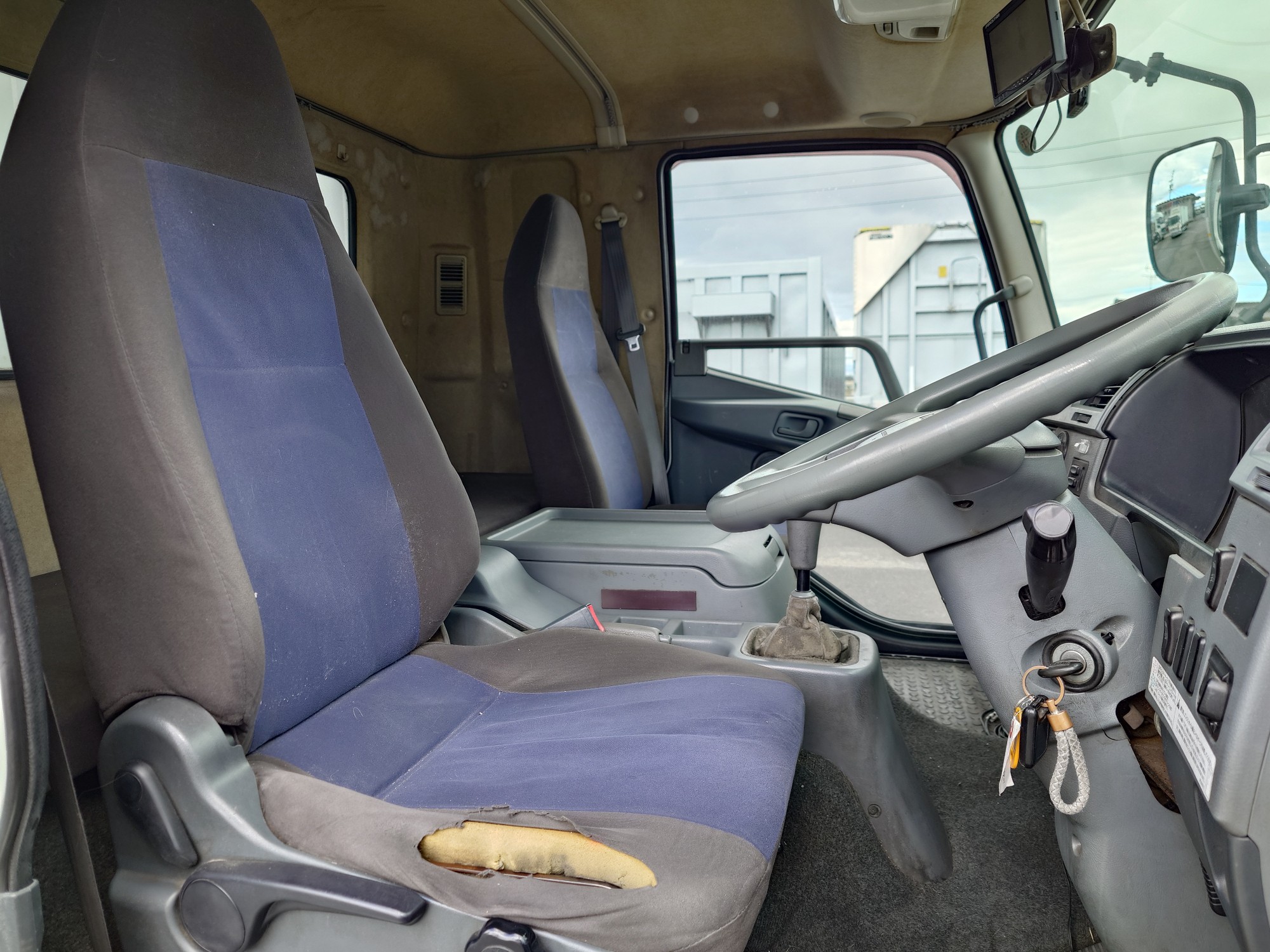 三菱　アルミウィング