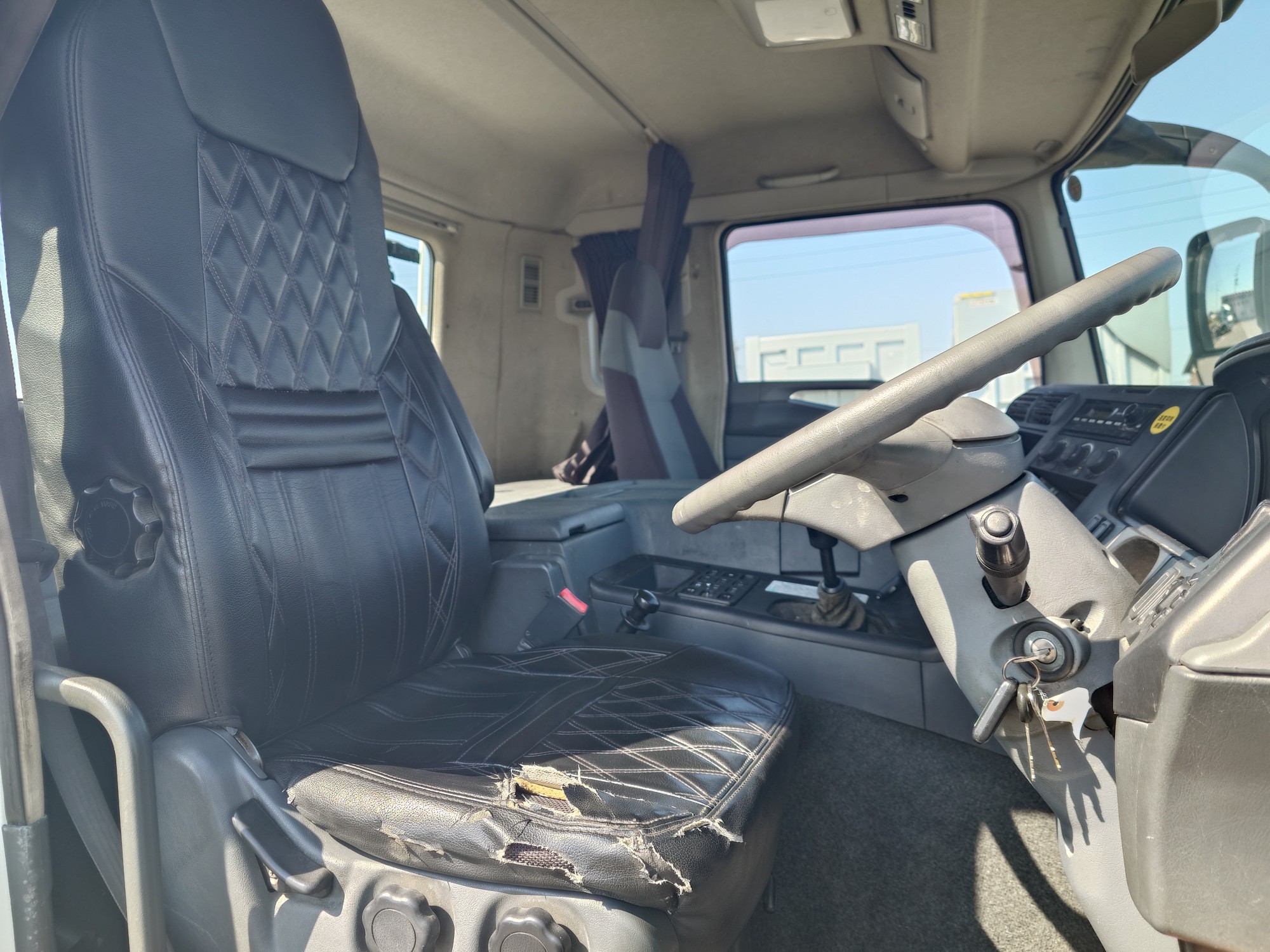 三菱　シングルトラクタ