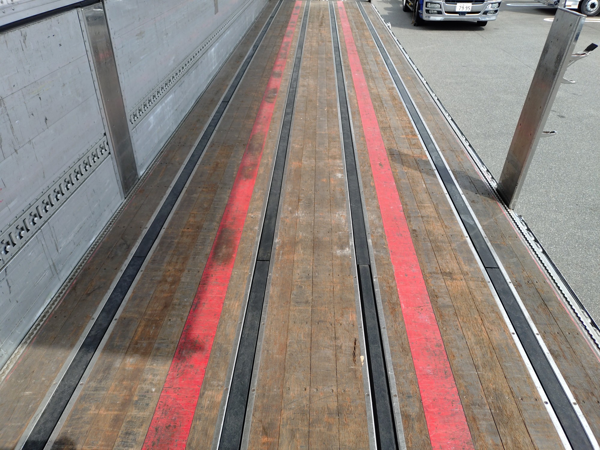 トレクス　ウィングトレーラ