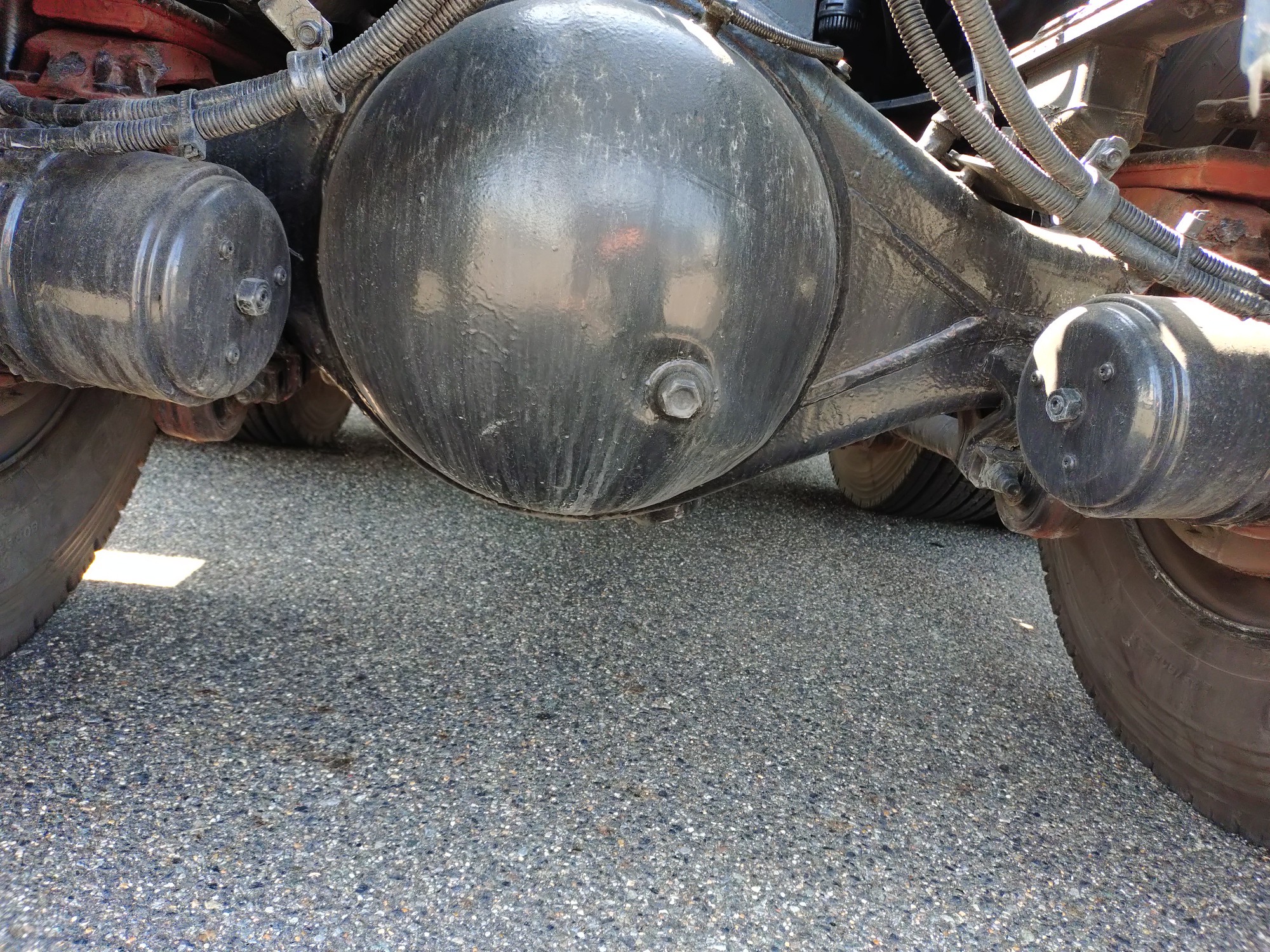 いすゞ　2デフトラクタ