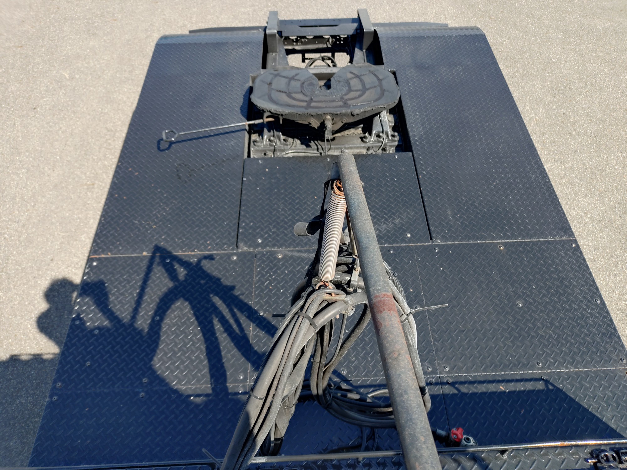 いすゞ　2デフトラクタ