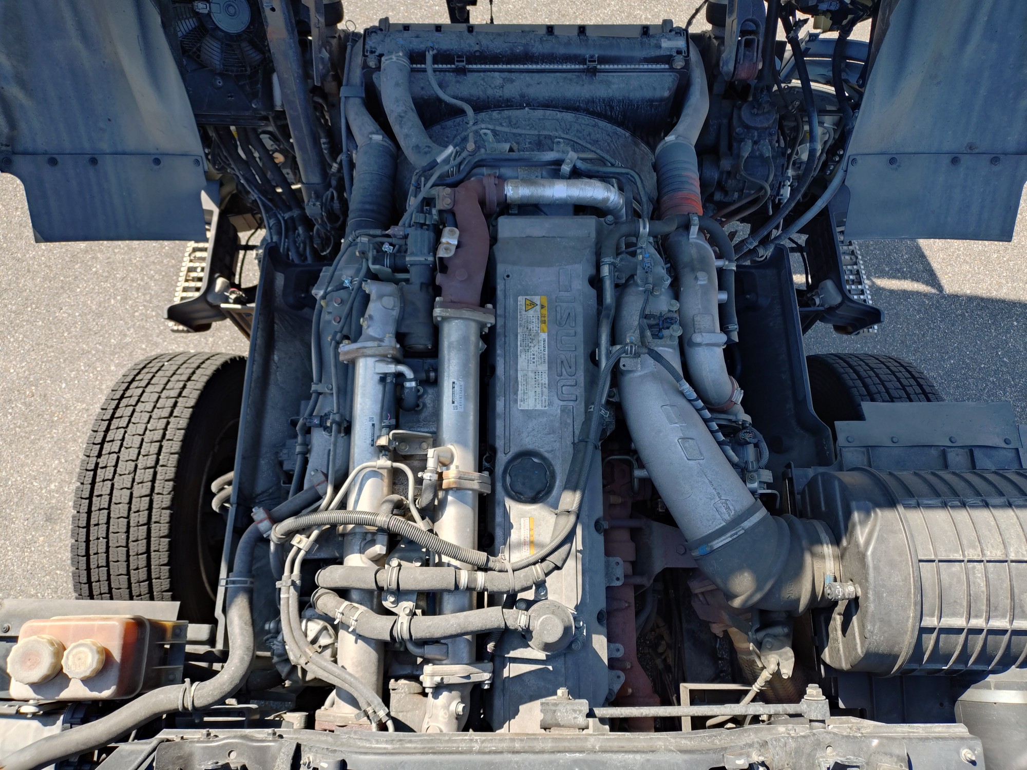 いすゞ　2デフトラクタ