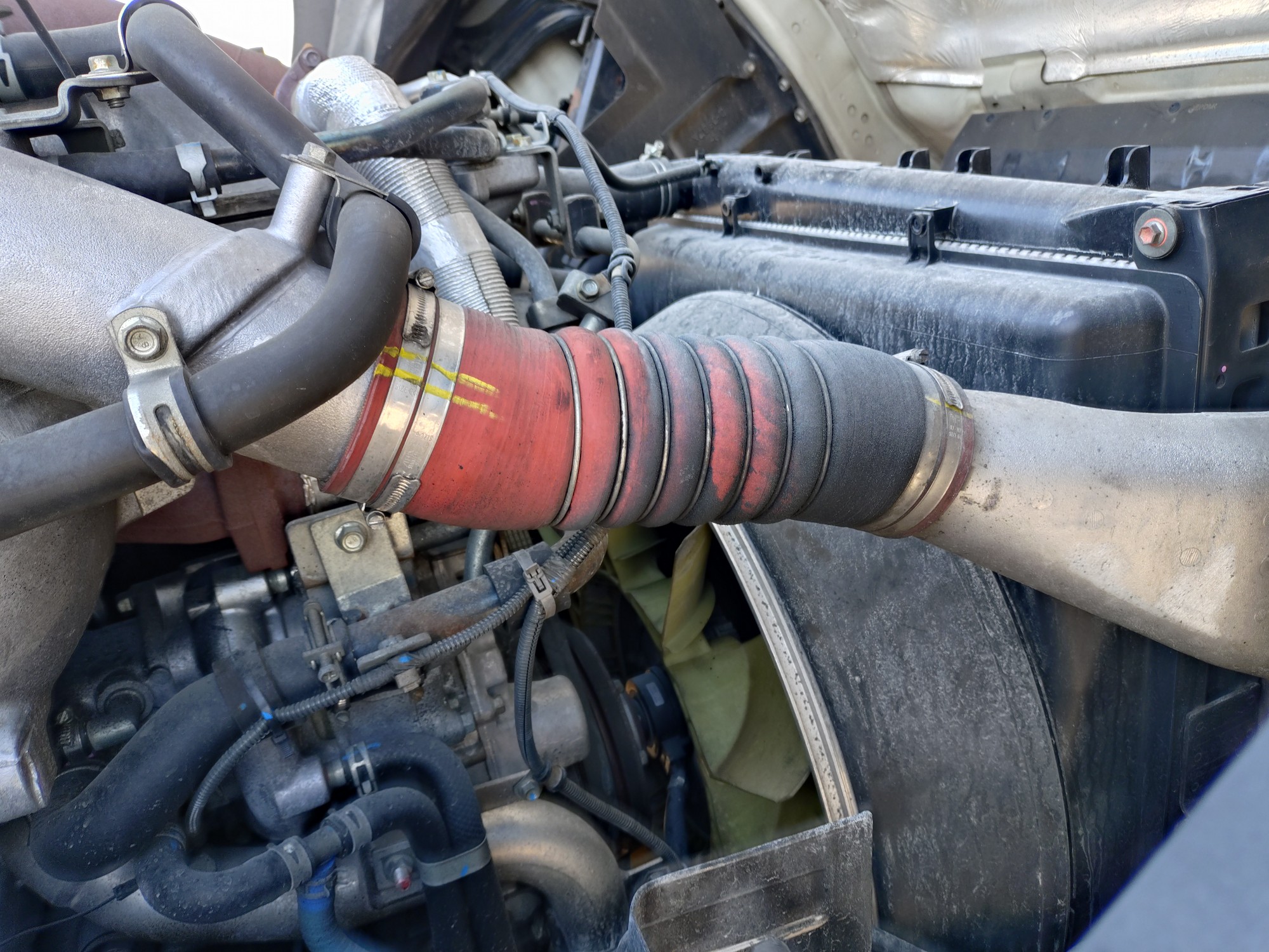 いすゞ　2デフトラクタ