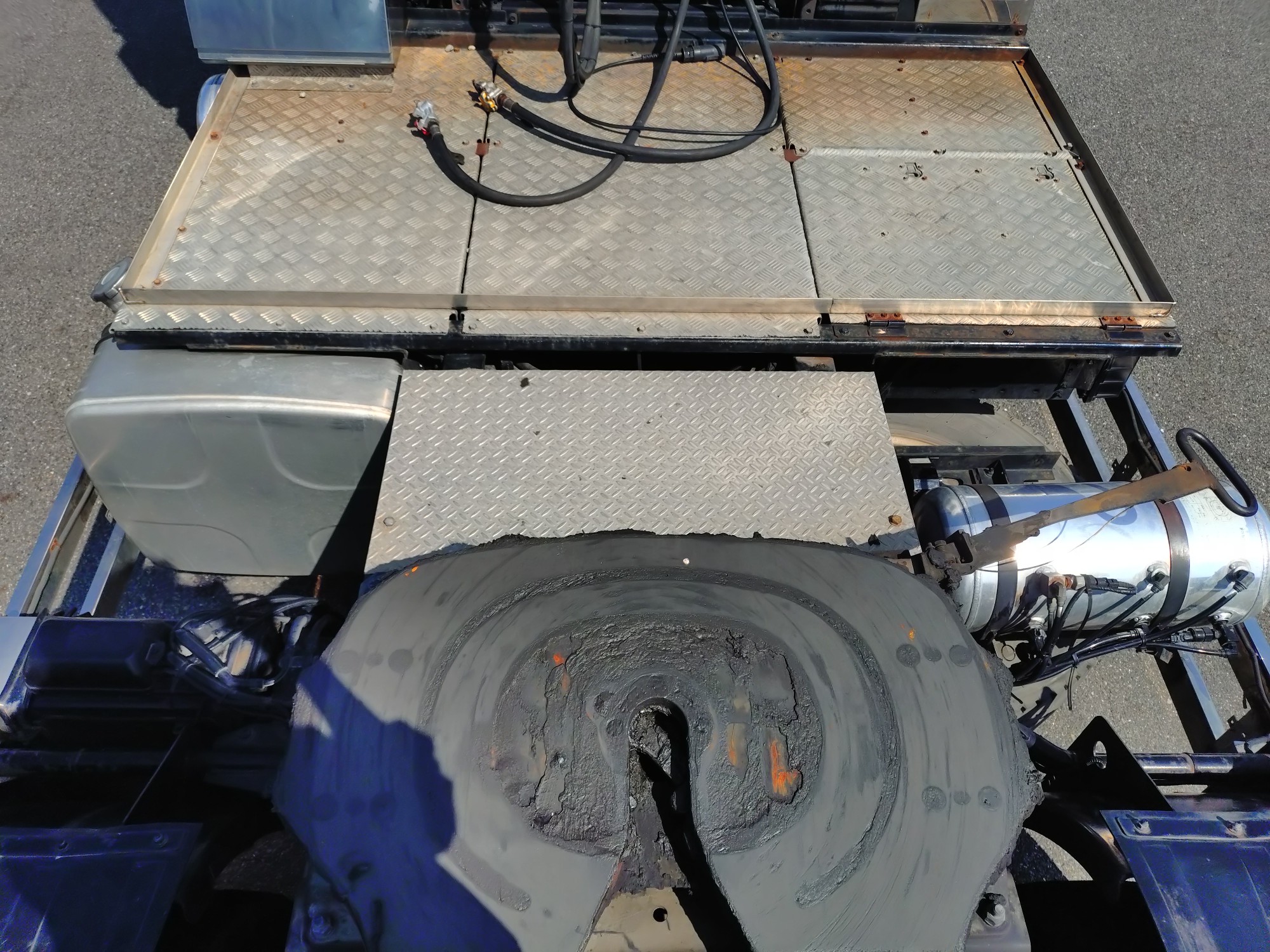 UD　シングルトラクタ