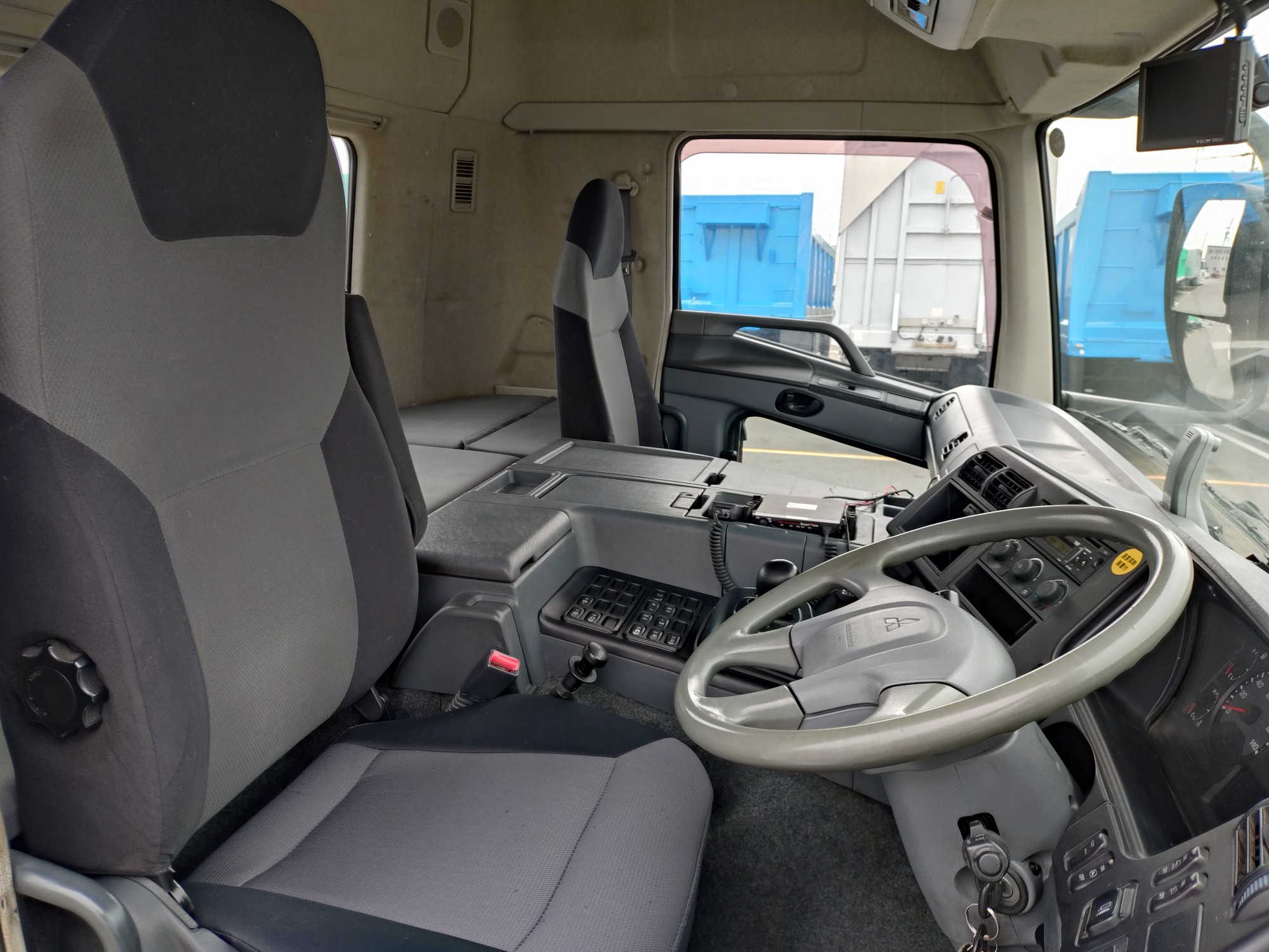 三菱　シングルトラクタ