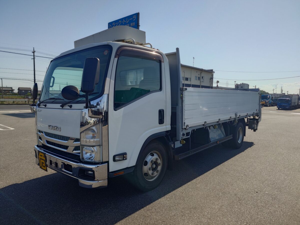 いすゞ　平ボデ